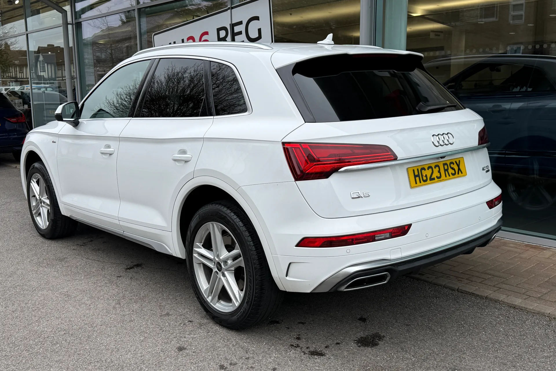 Audi Q5 thumbnail image number 9