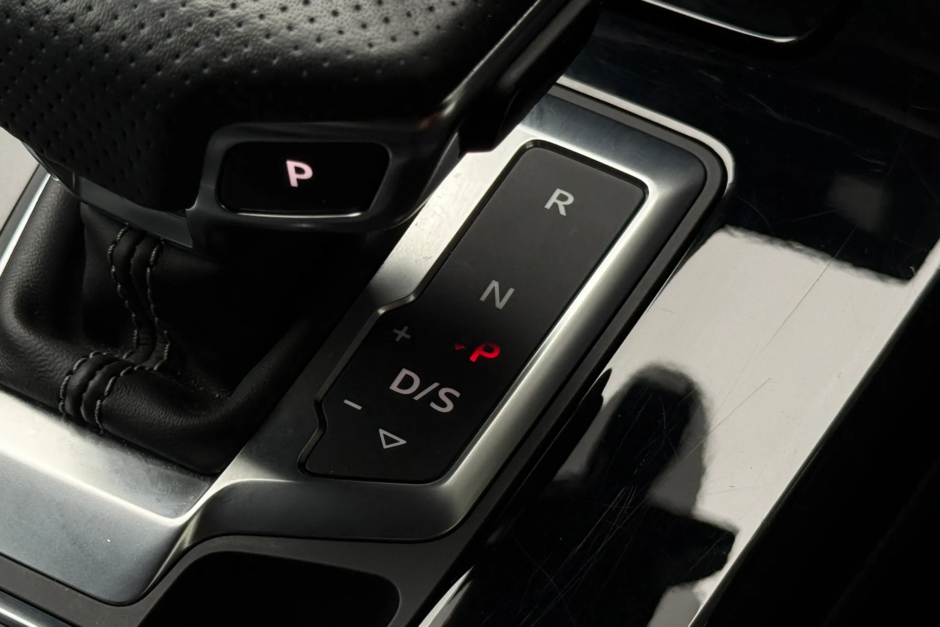 Audi Q5 thumbnail image number 29