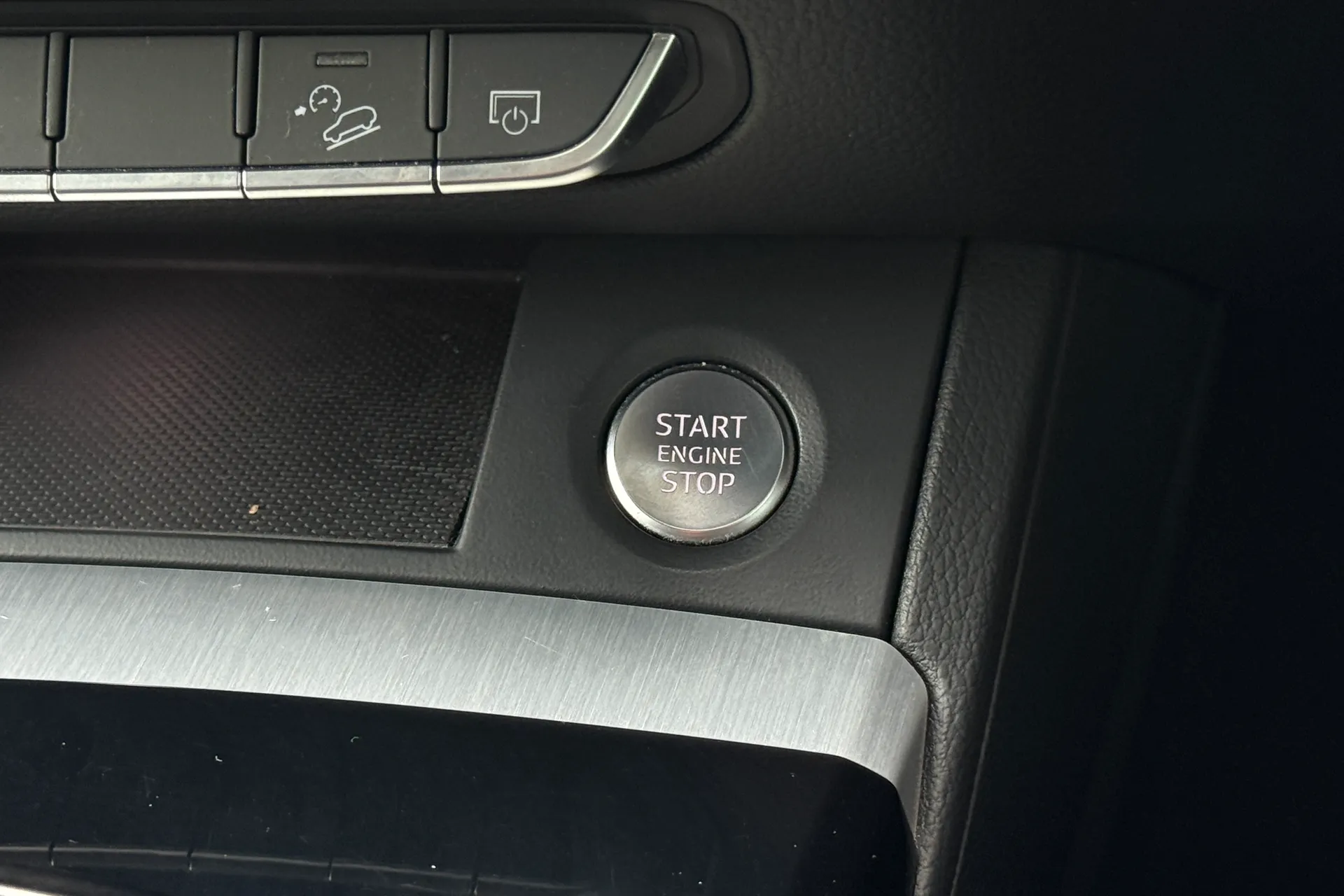 Audi Q5 thumbnail image number 25