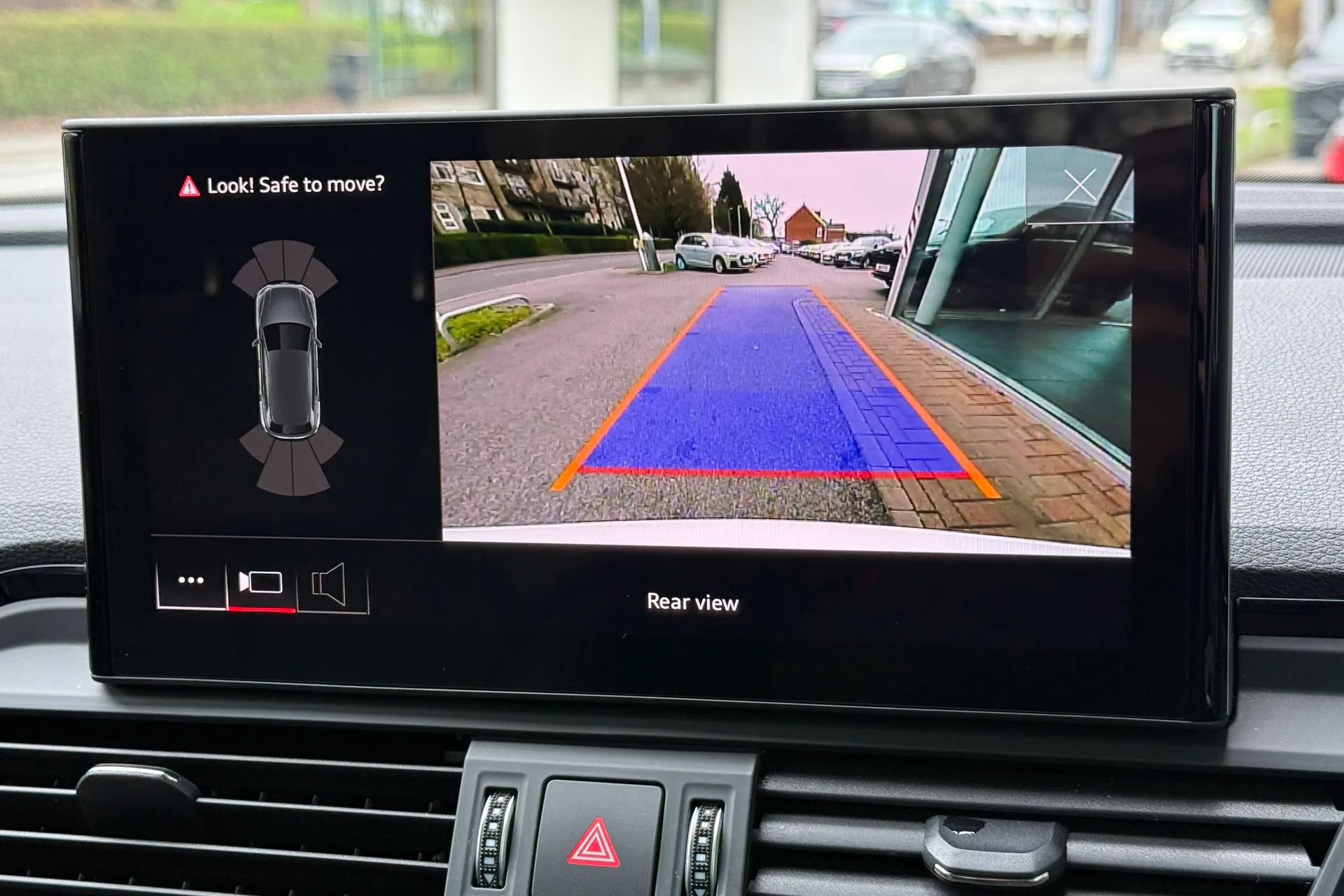 Audi Q5 thumbnail image number 5