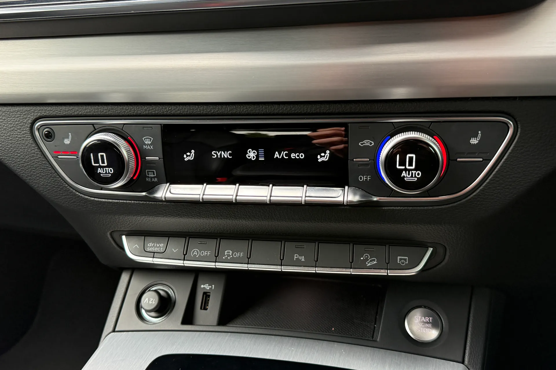 Audi Q5 thumbnail image number 22