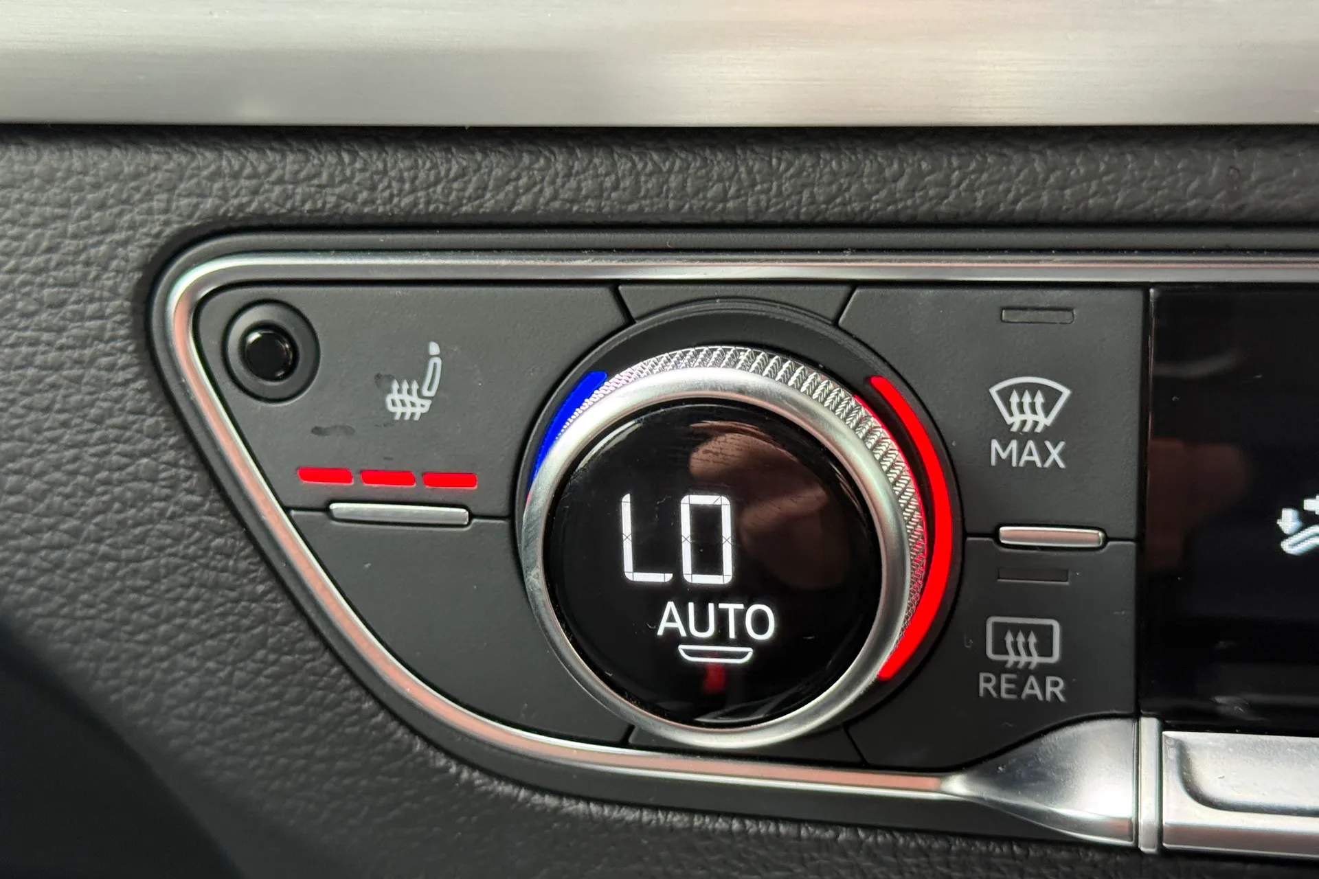 Audi Q5 thumbnail image number 6