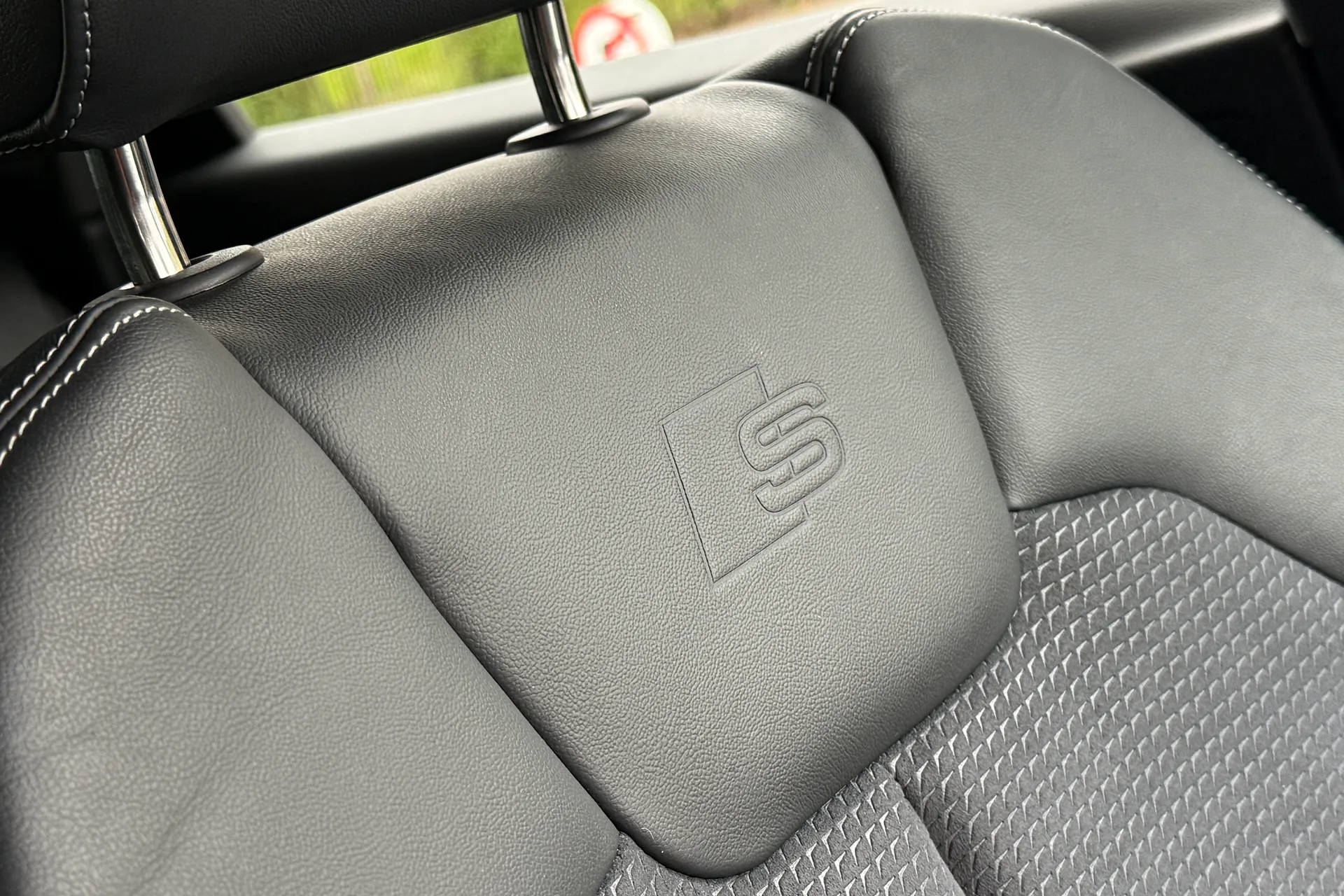 Audi Q5 thumbnail image number 35