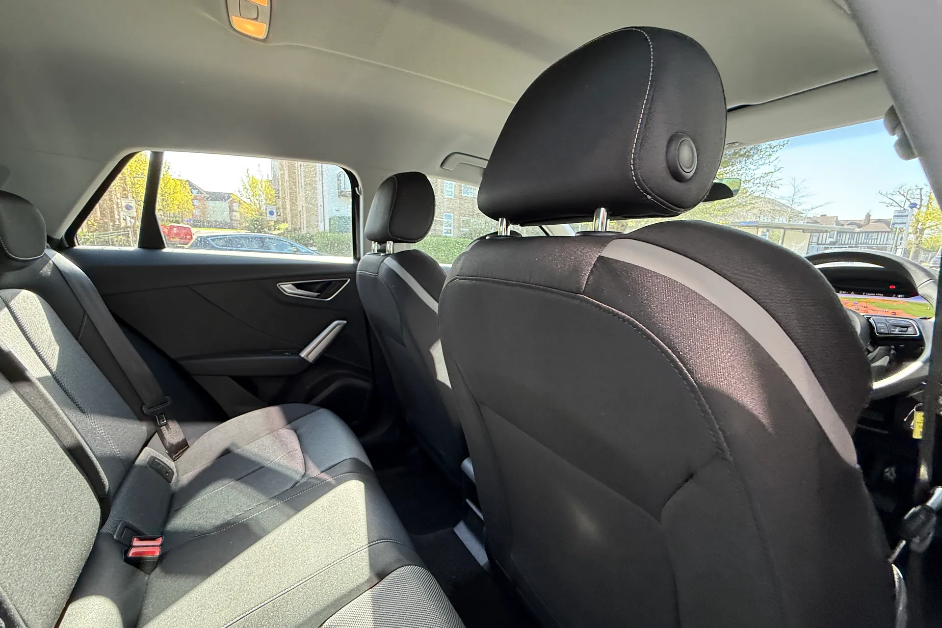 Audi Q2 thumbnail image number 44