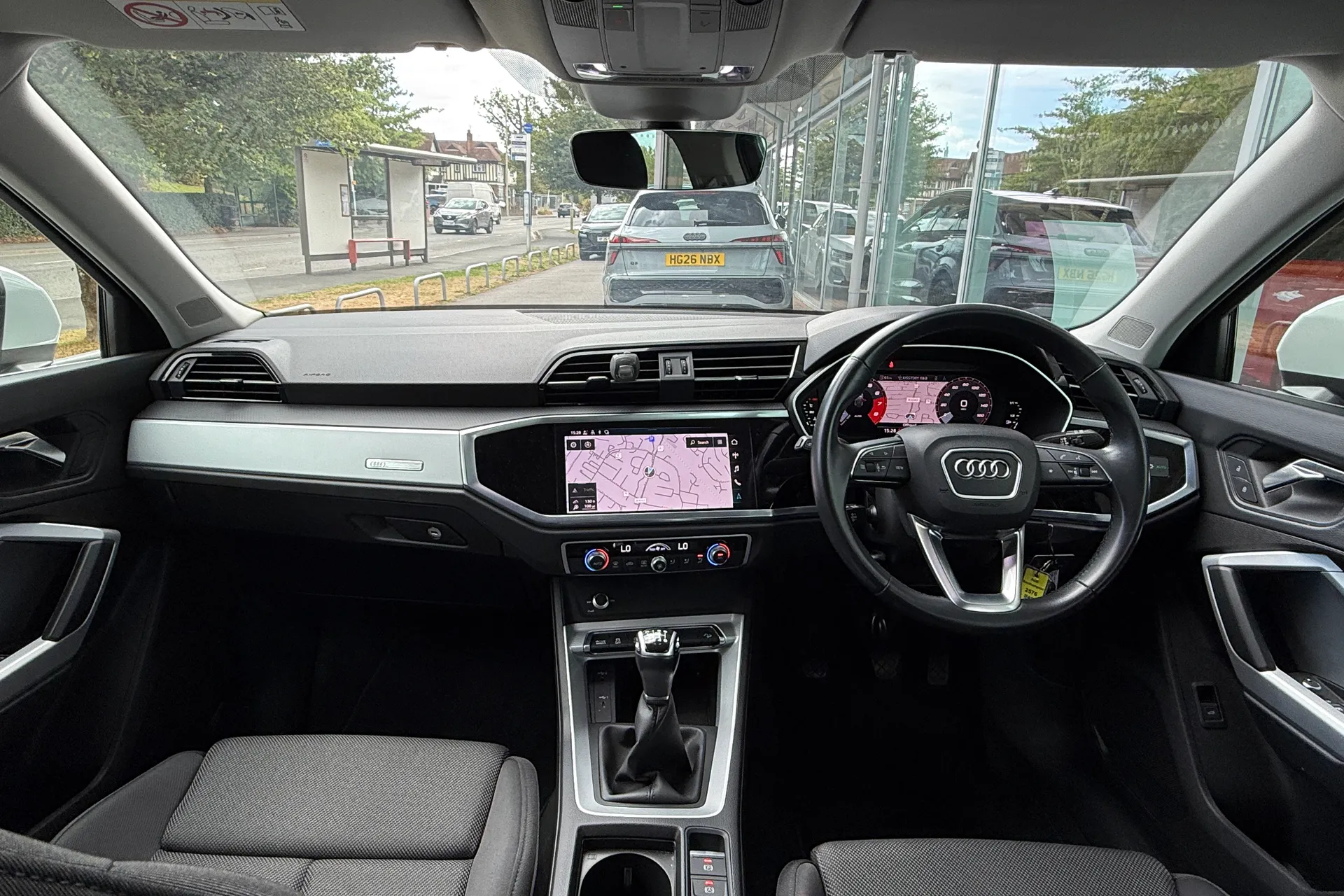 Audi Q3 thumbnail image number 35