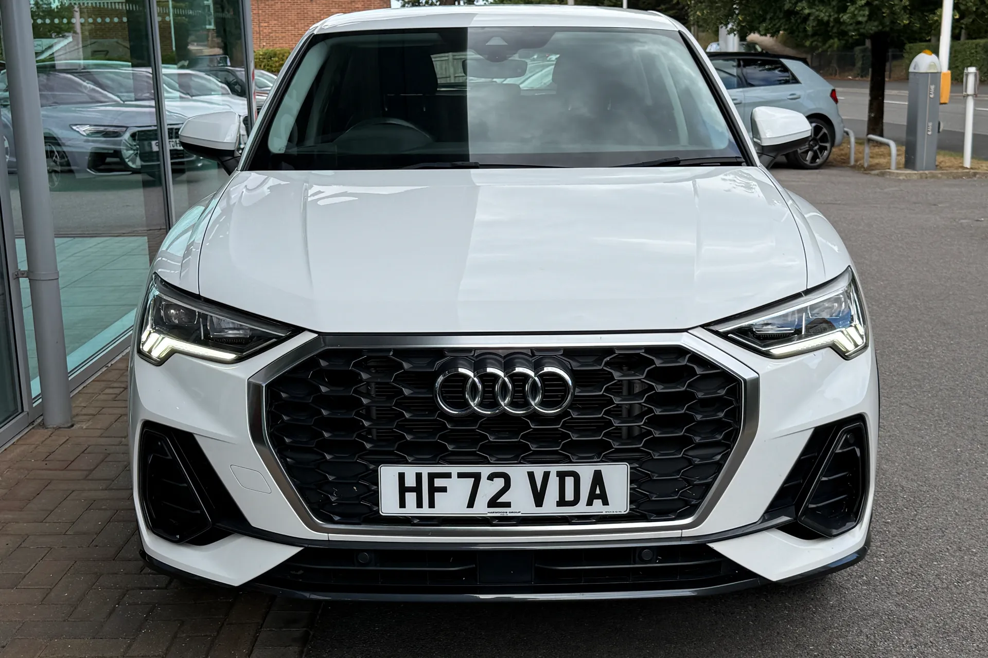 Audi Q3 thumbnail image number 50