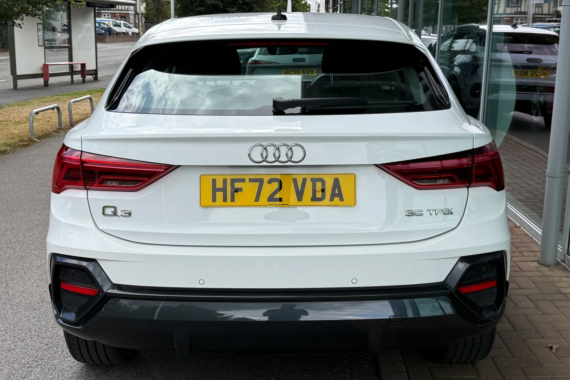Audi Q3 thumbnail image number 41