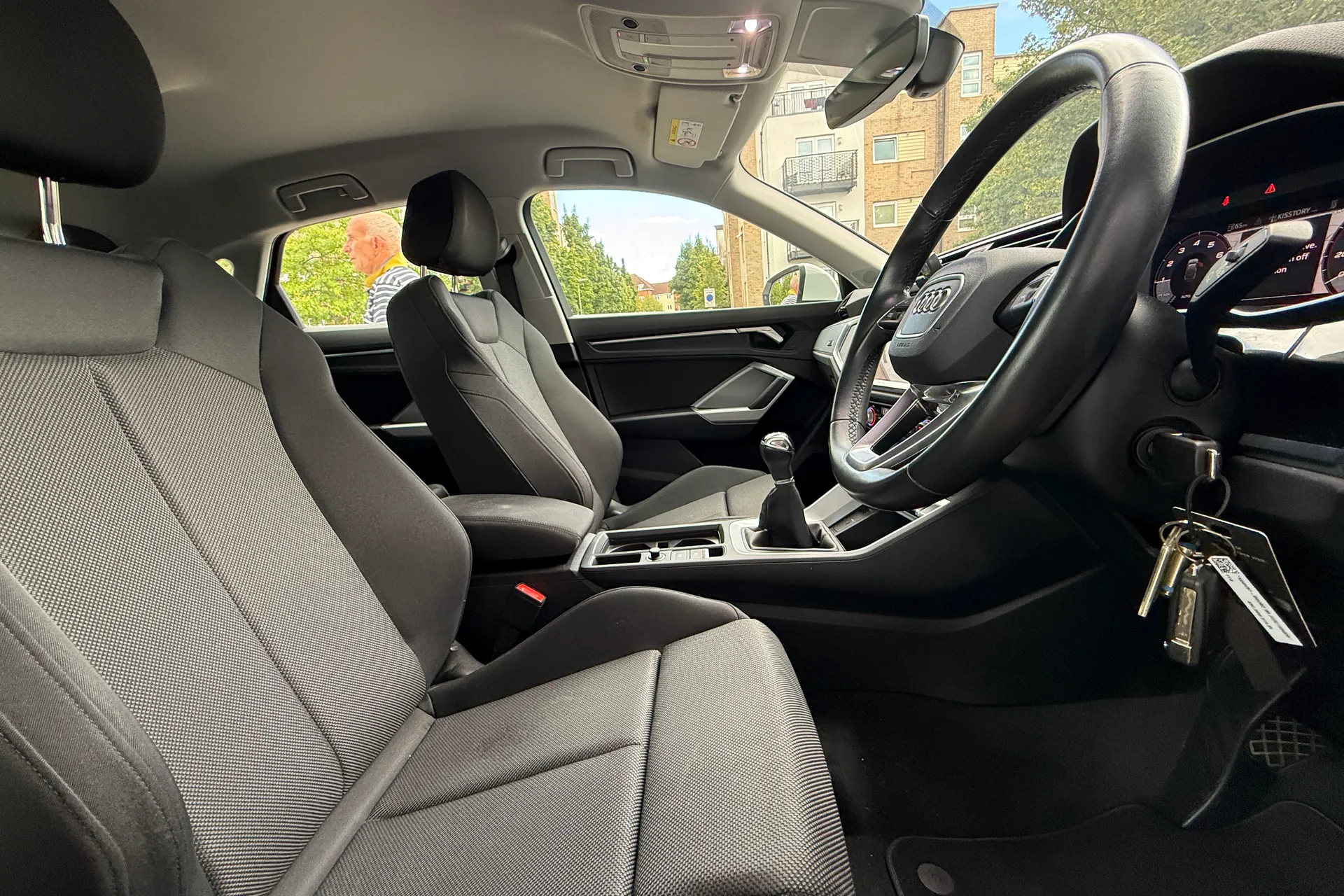 Audi Q3 thumbnail image number 27