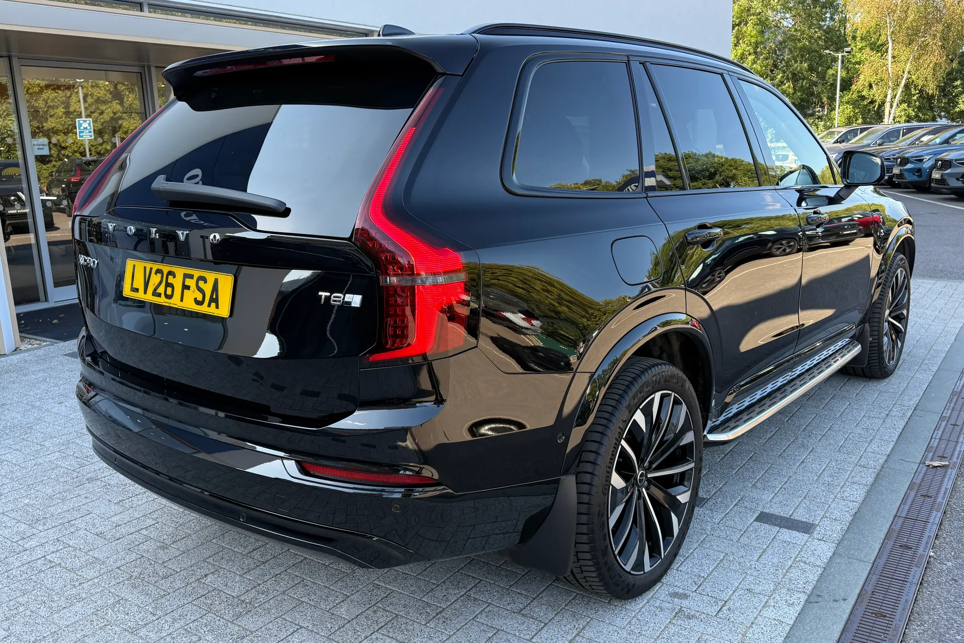 Volvo XC90 thumbnail image number 11