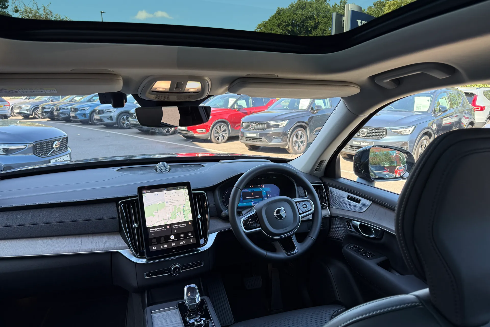 Volvo XC90 thumbnail image number 35