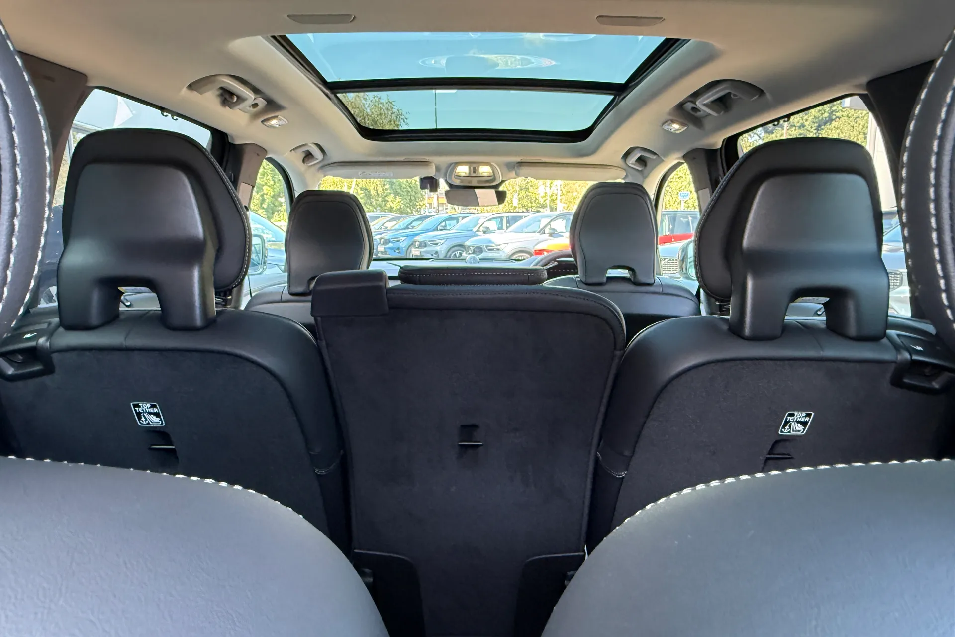 Volvo XC90 thumbnail image number 9