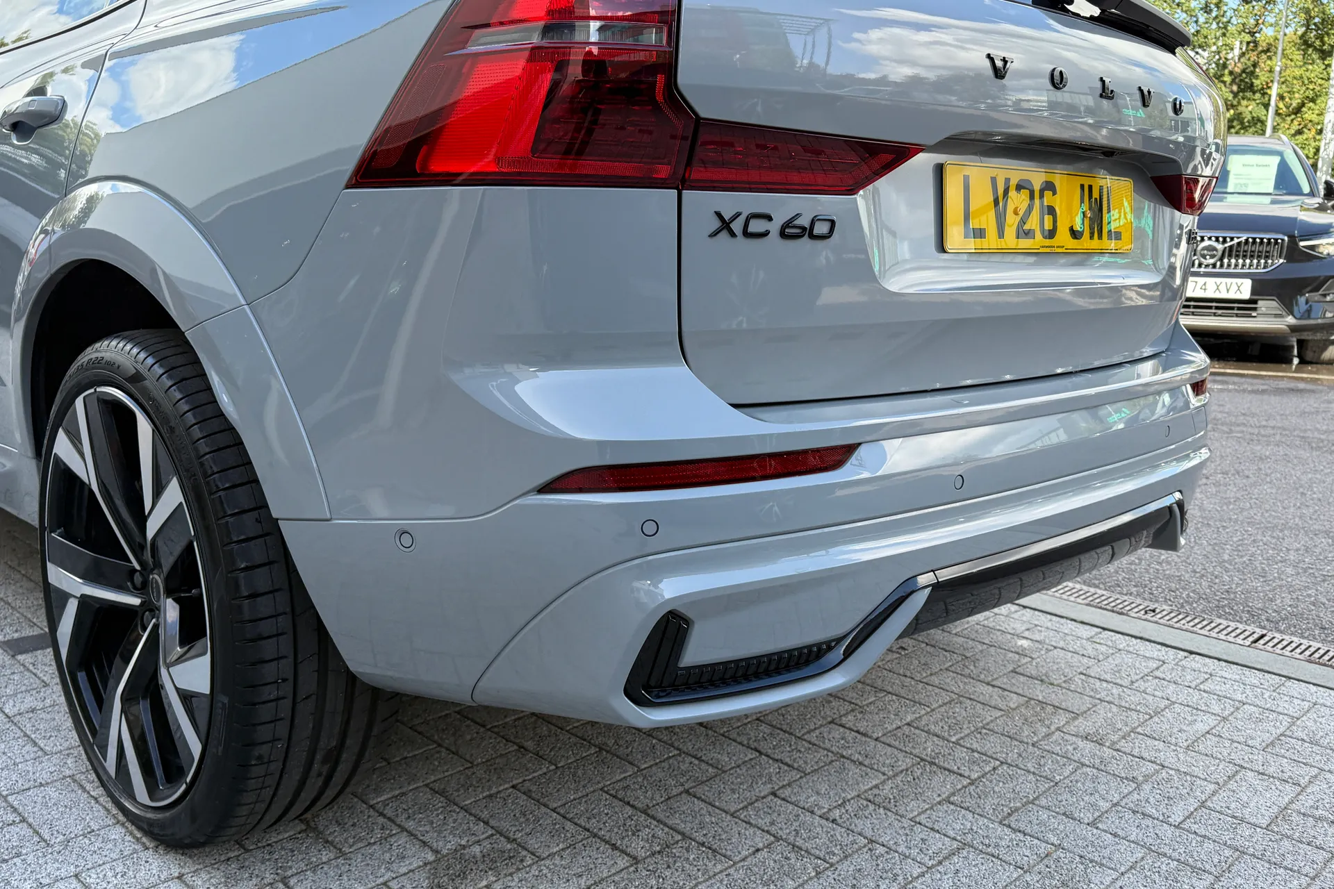 Volvo XC60 thumbnail image number 19