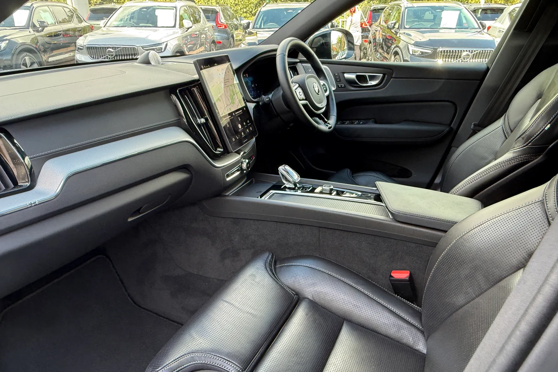 Volvo XC60 thumbnail image number 27