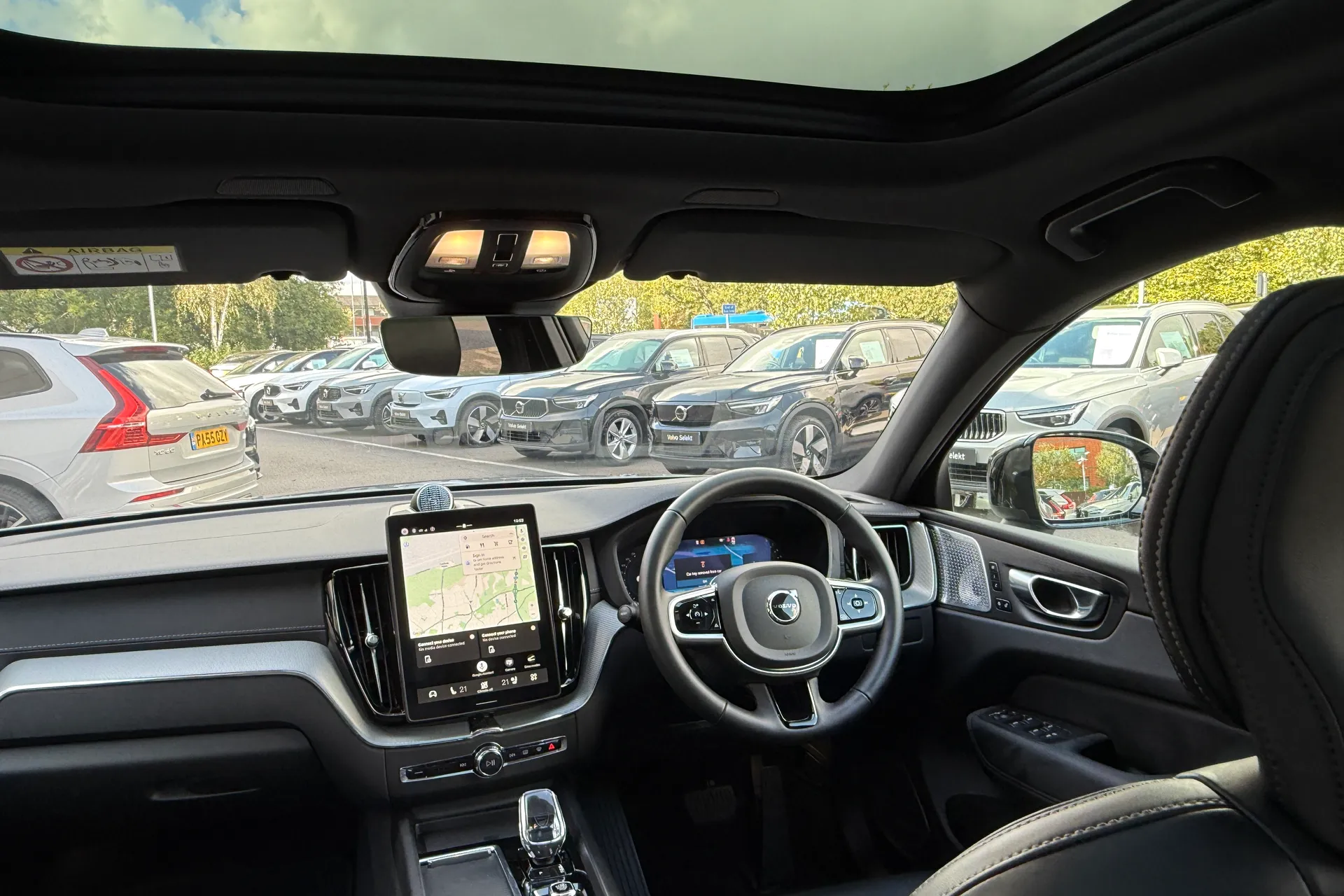 Volvo XC60 thumbnail image number 32