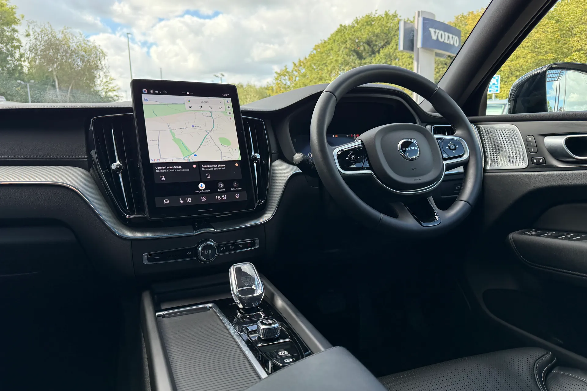 Volvo XC60 thumbnail image number 33