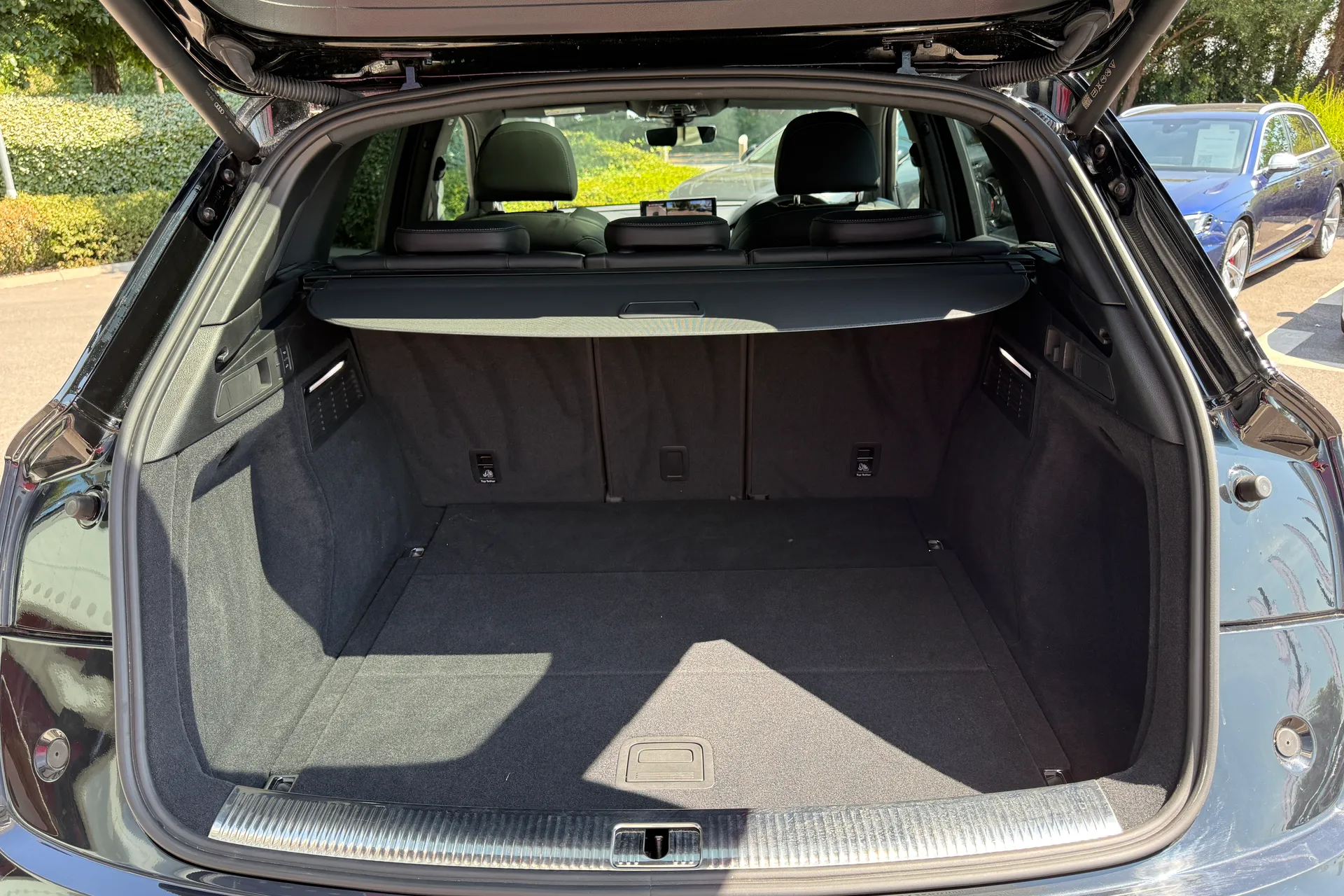 Audi Q5 thumbnail image number 49