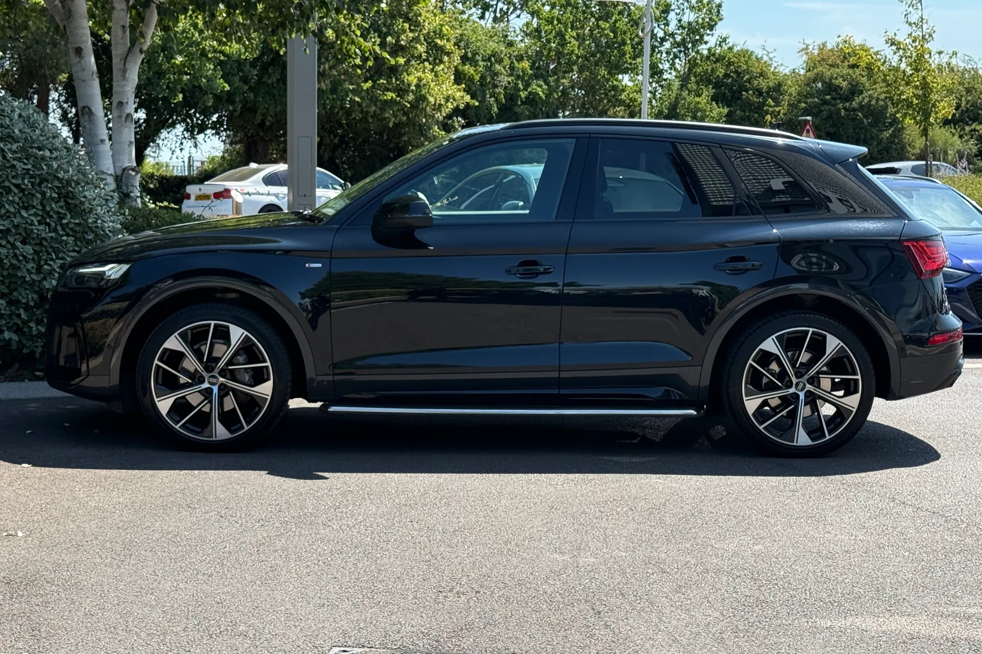 Audi Q5 thumbnail image number 25