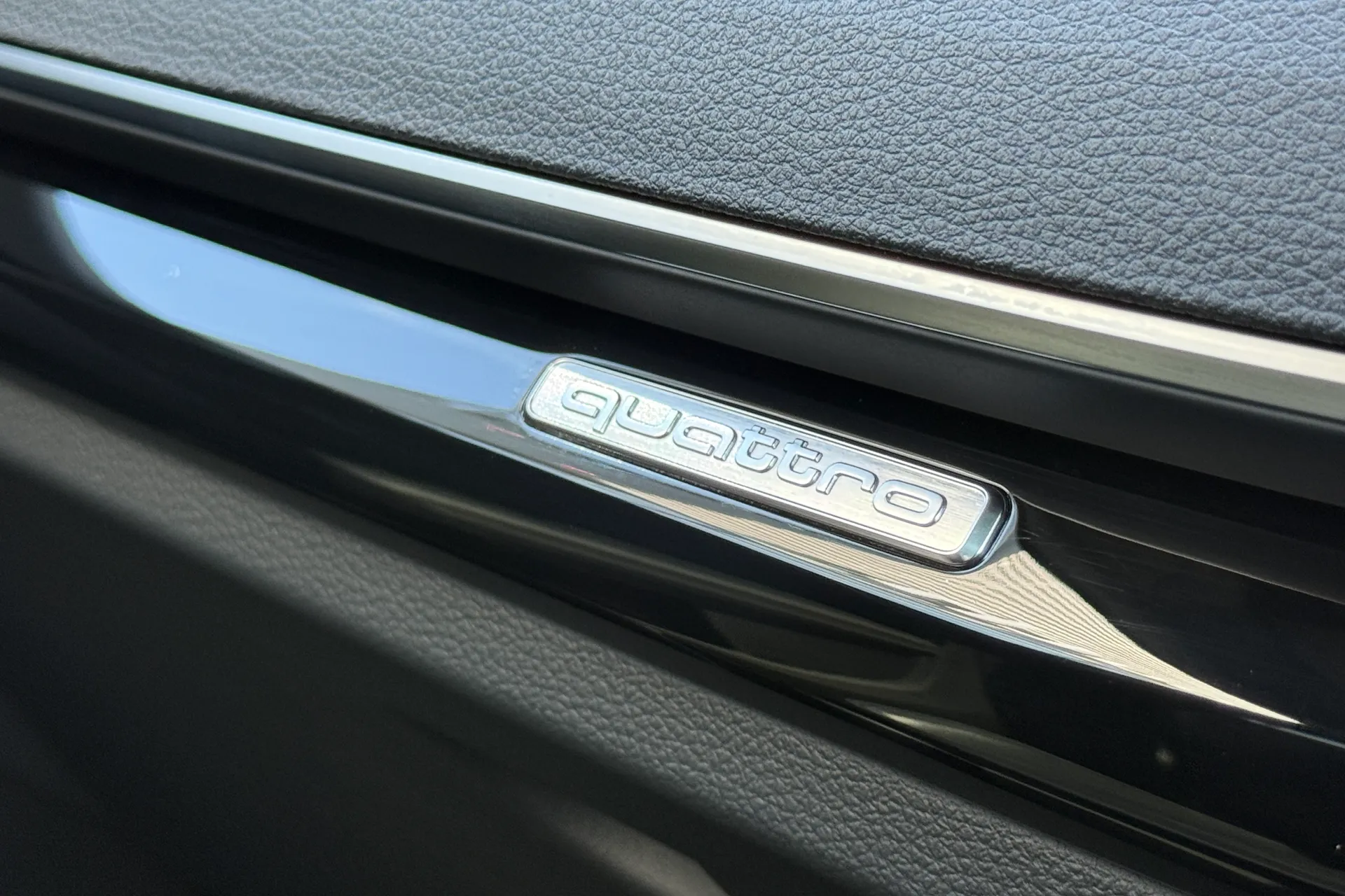 Audi Q5 thumbnail image number 44