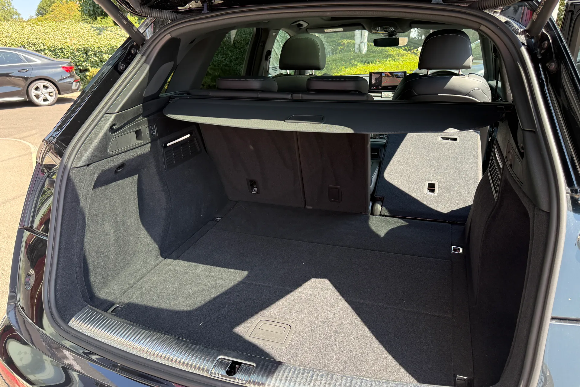 Audi Q5 thumbnail image number 52