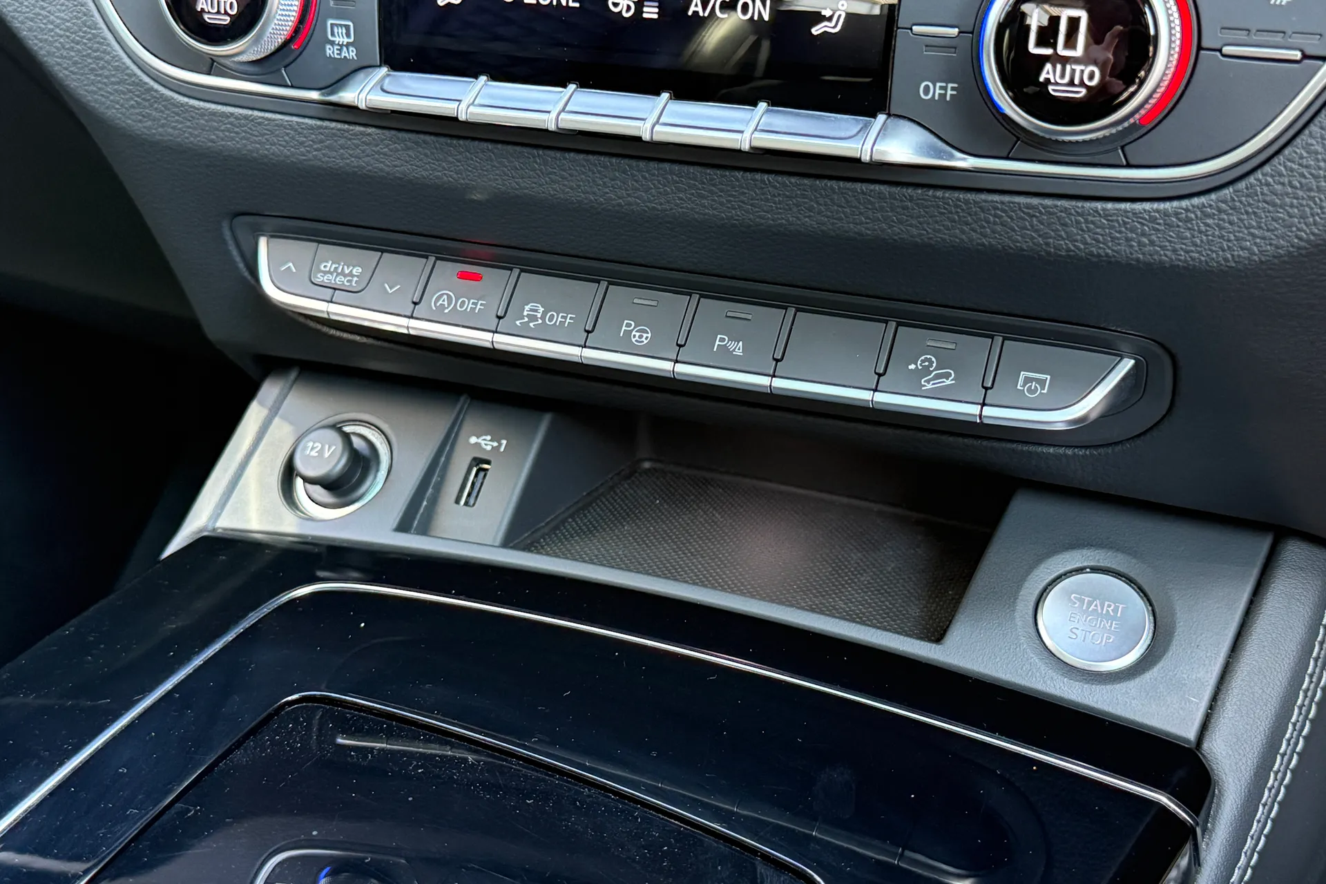Audi Q5 thumbnail image number 31
