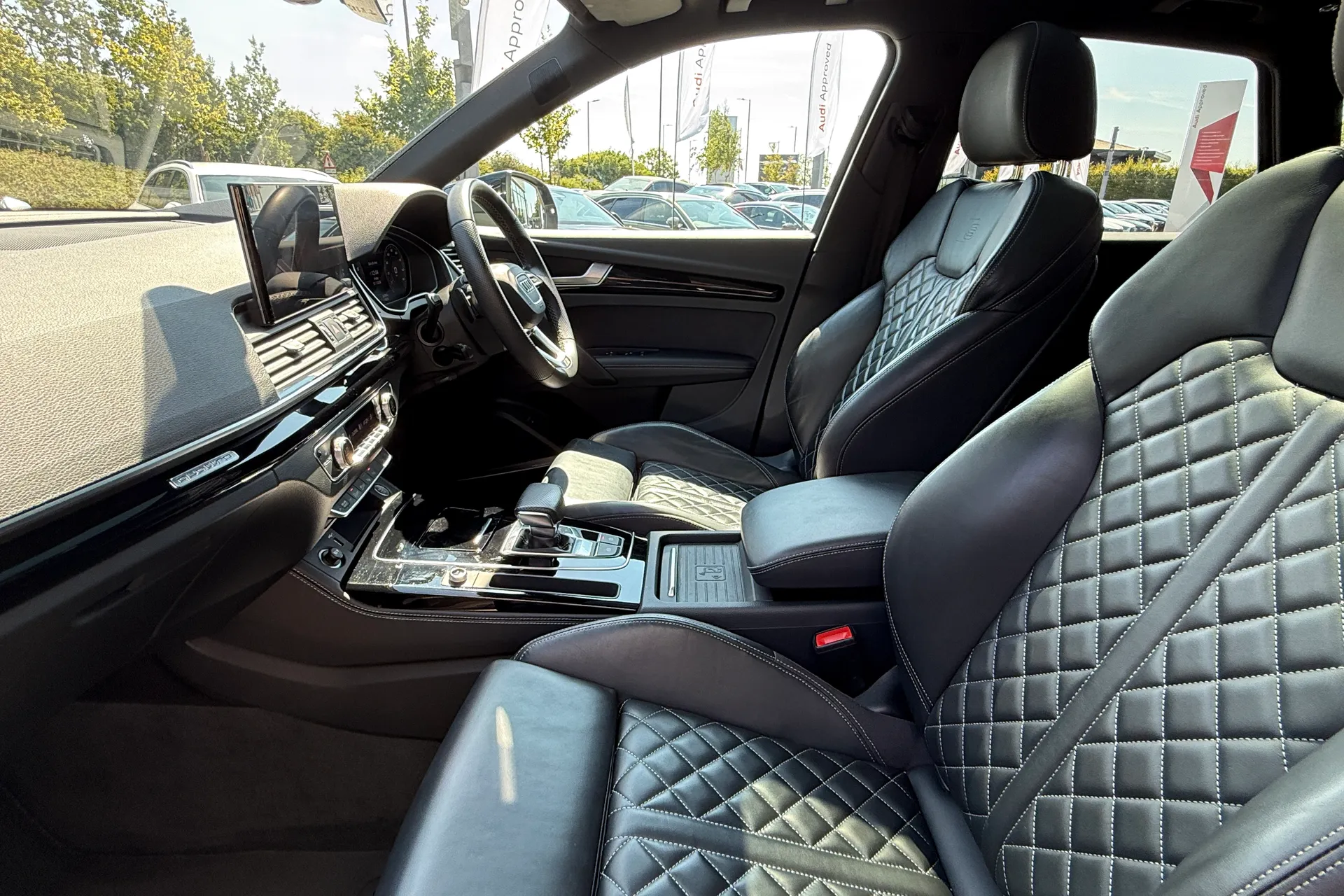 Audi Q5 thumbnail image number 37