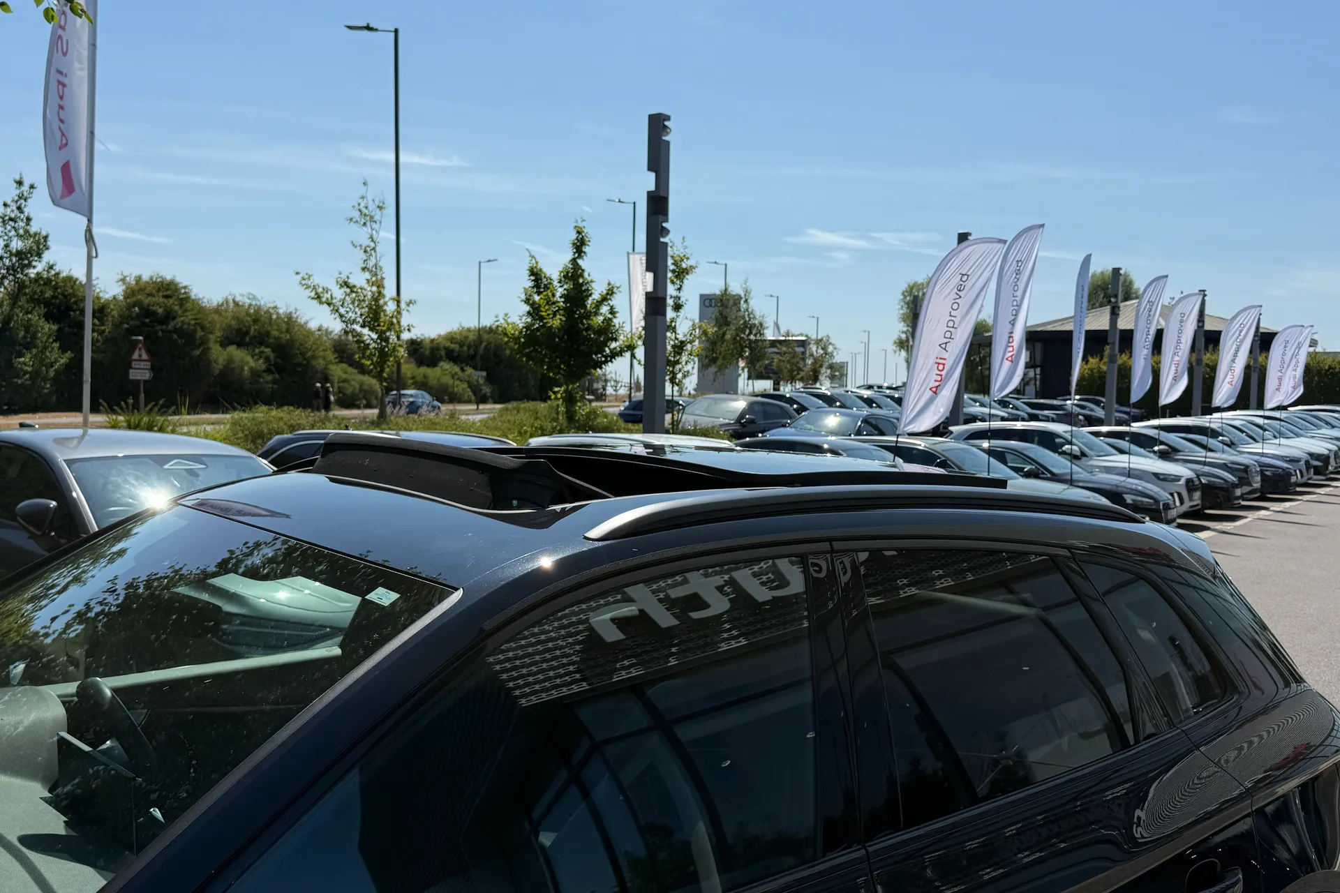 Audi Q5 thumbnail image number 23