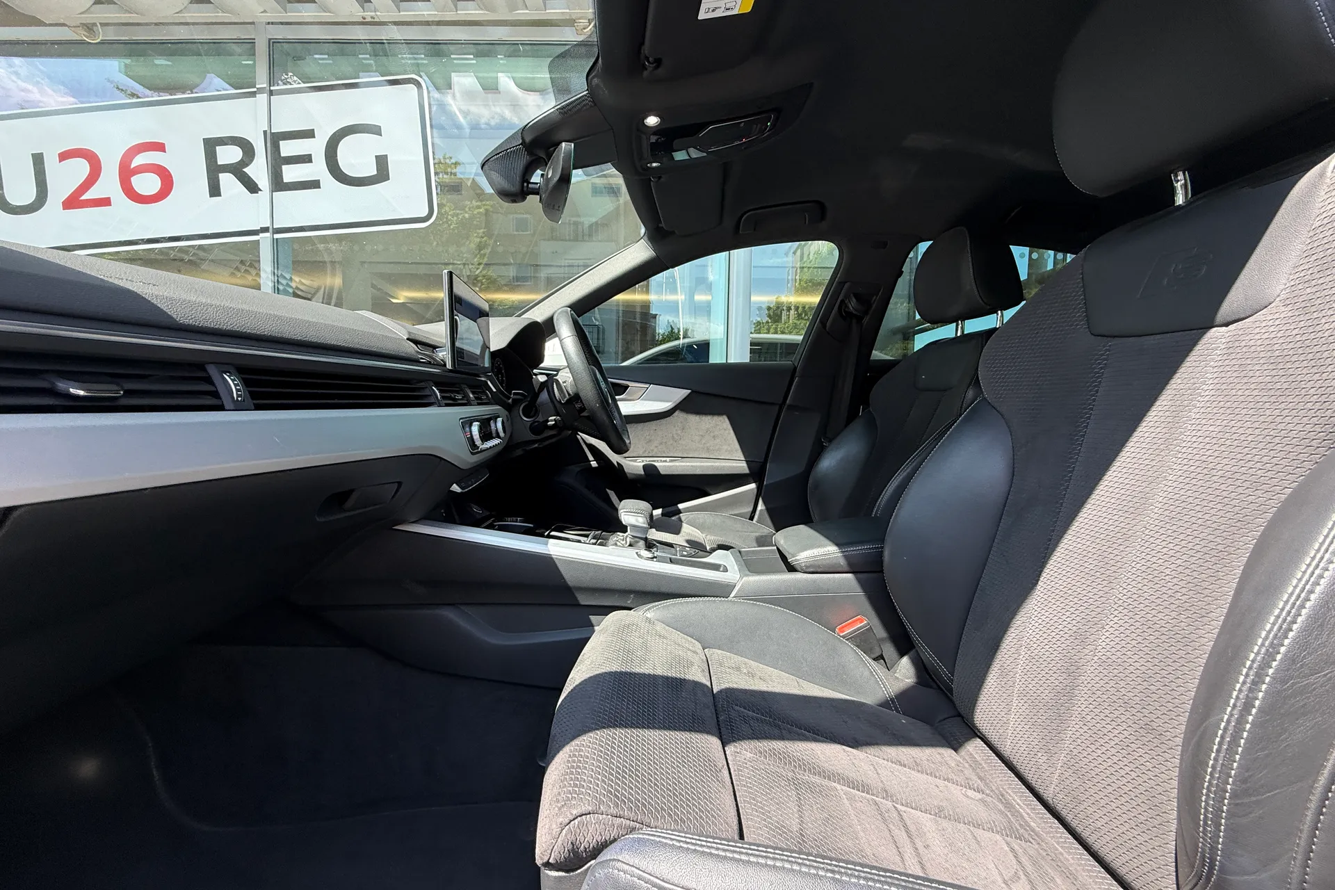 Audi A4 thumbnail image number 56
