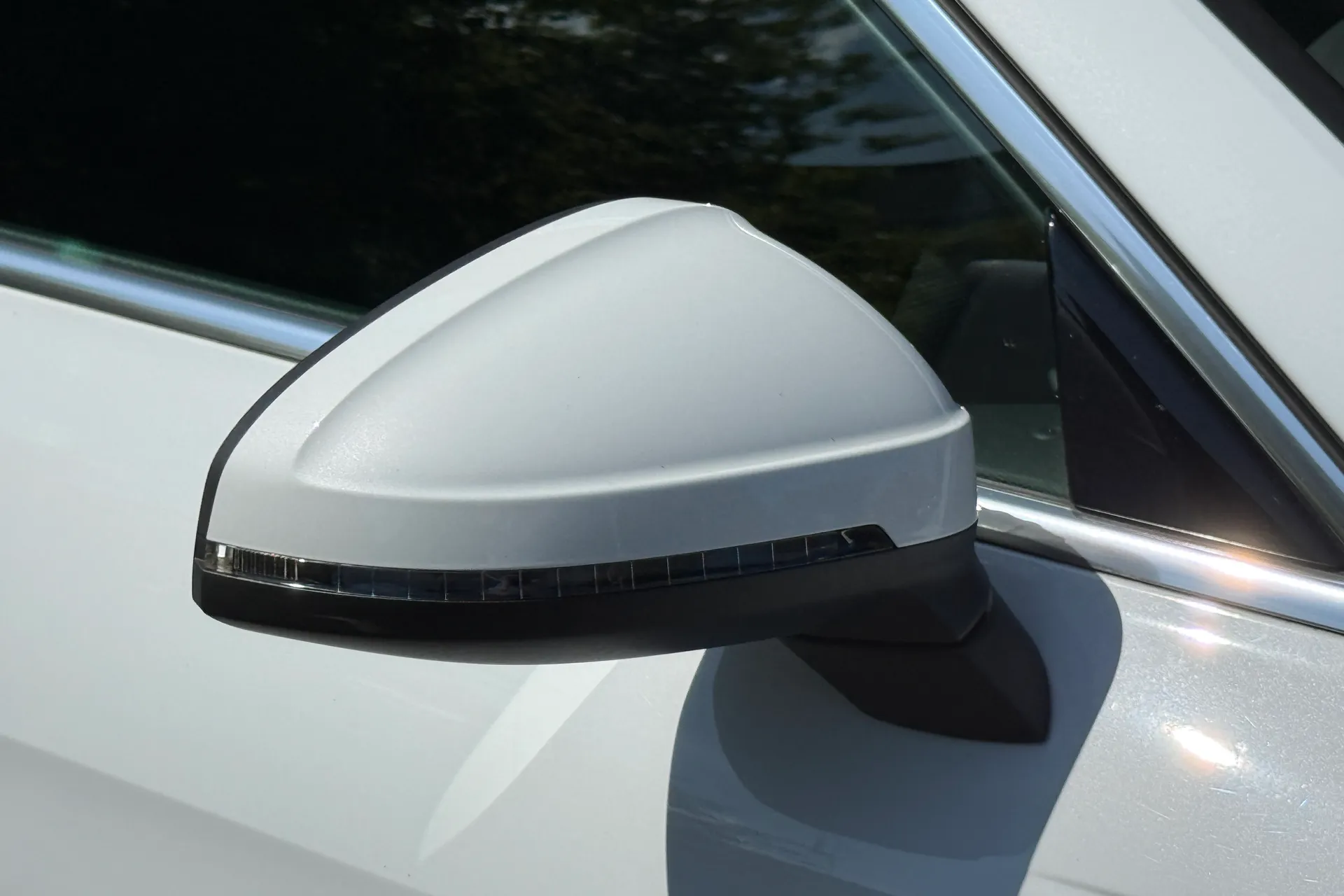 Audi A4 thumbnail image number 64