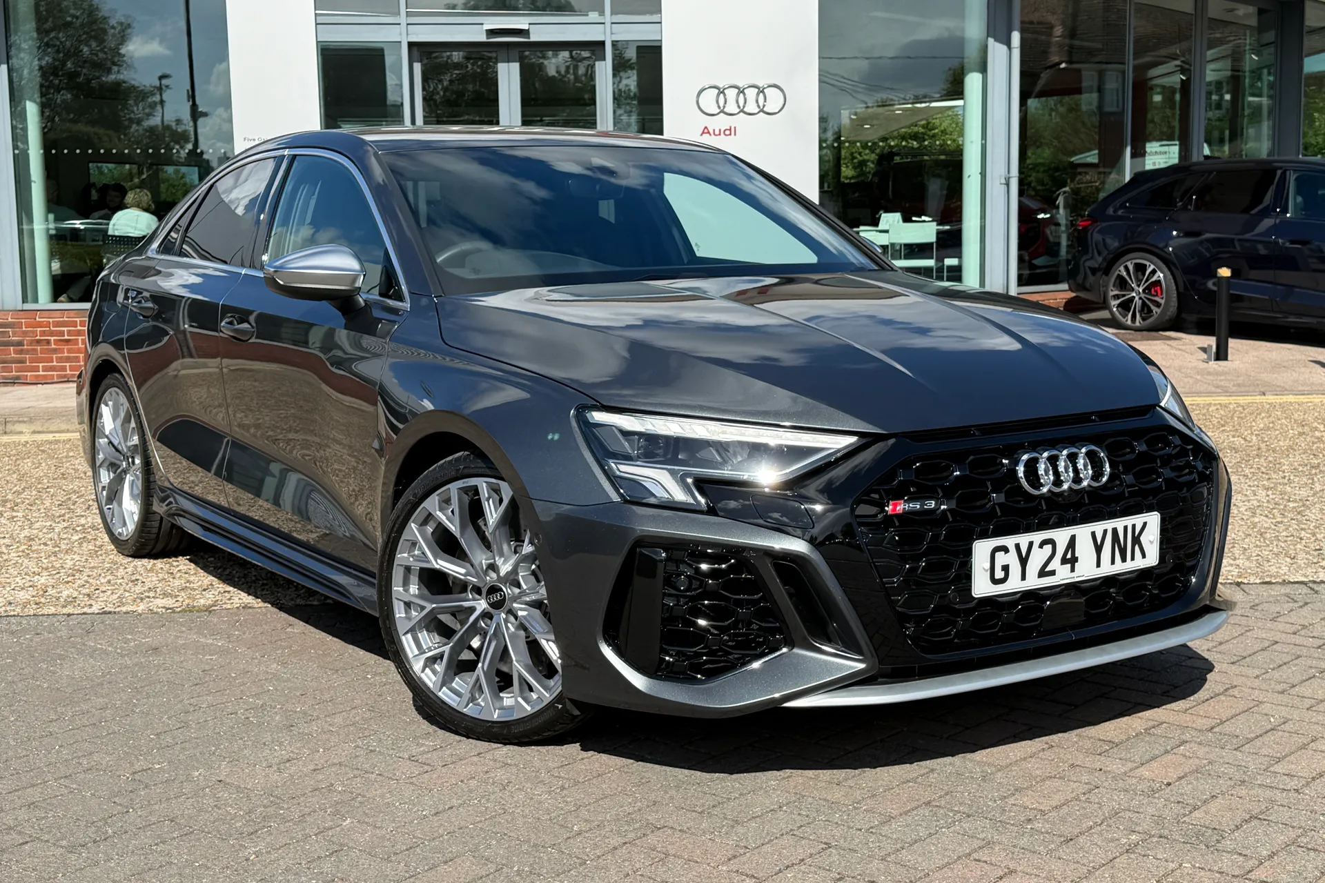 Audi RS3 thumbnail image number 28