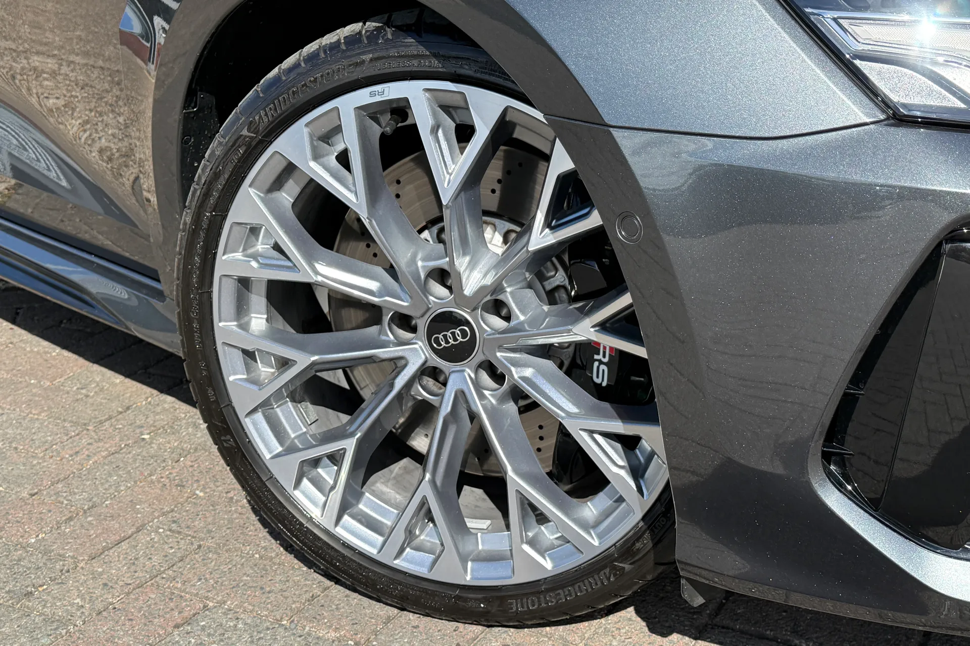 Audi RS3 thumbnail image number 7