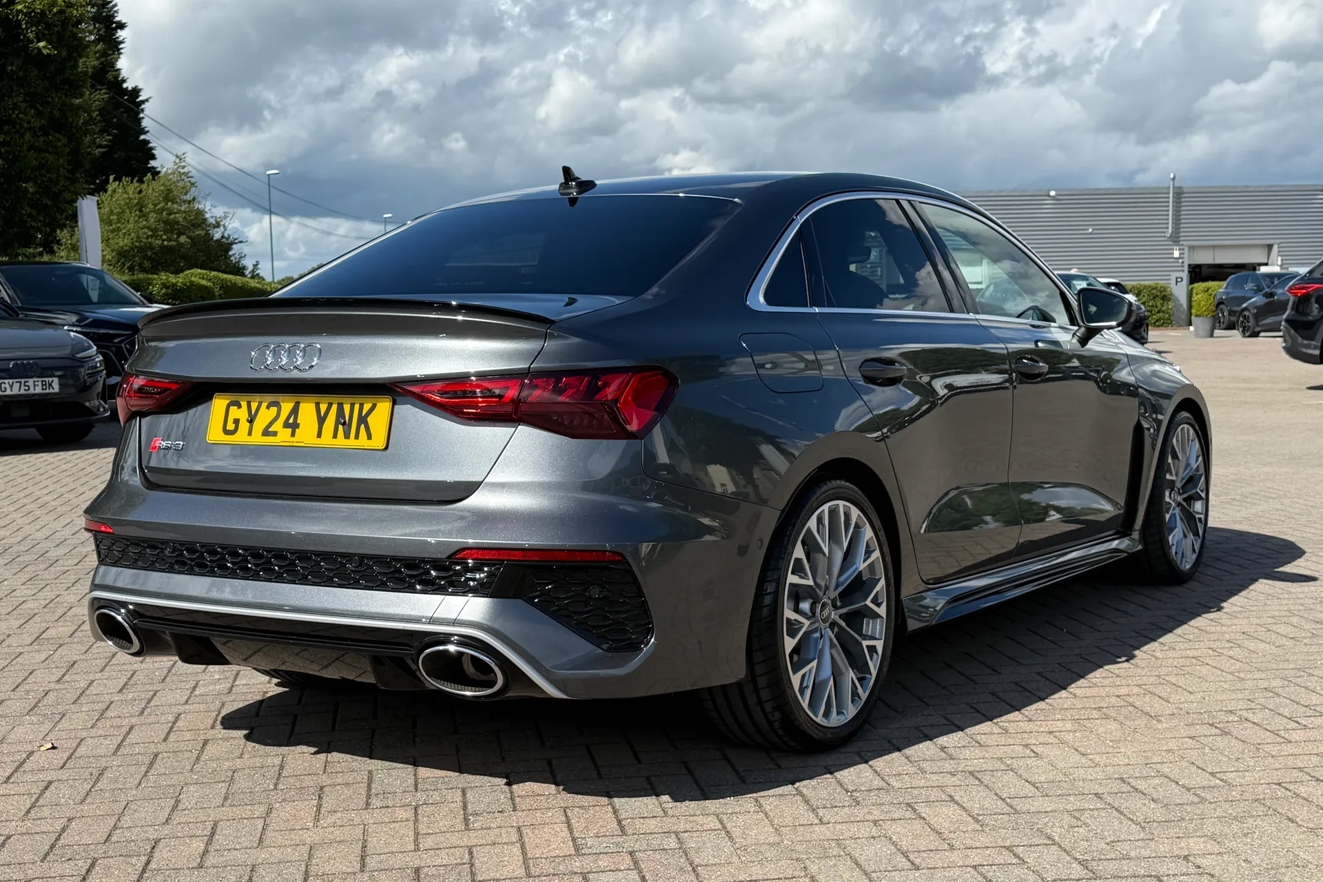 Audi RS3 thumbnail image number 36