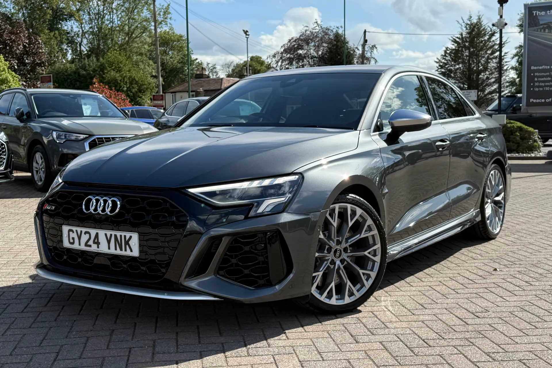 Audi RS3 thumbnail image number 30