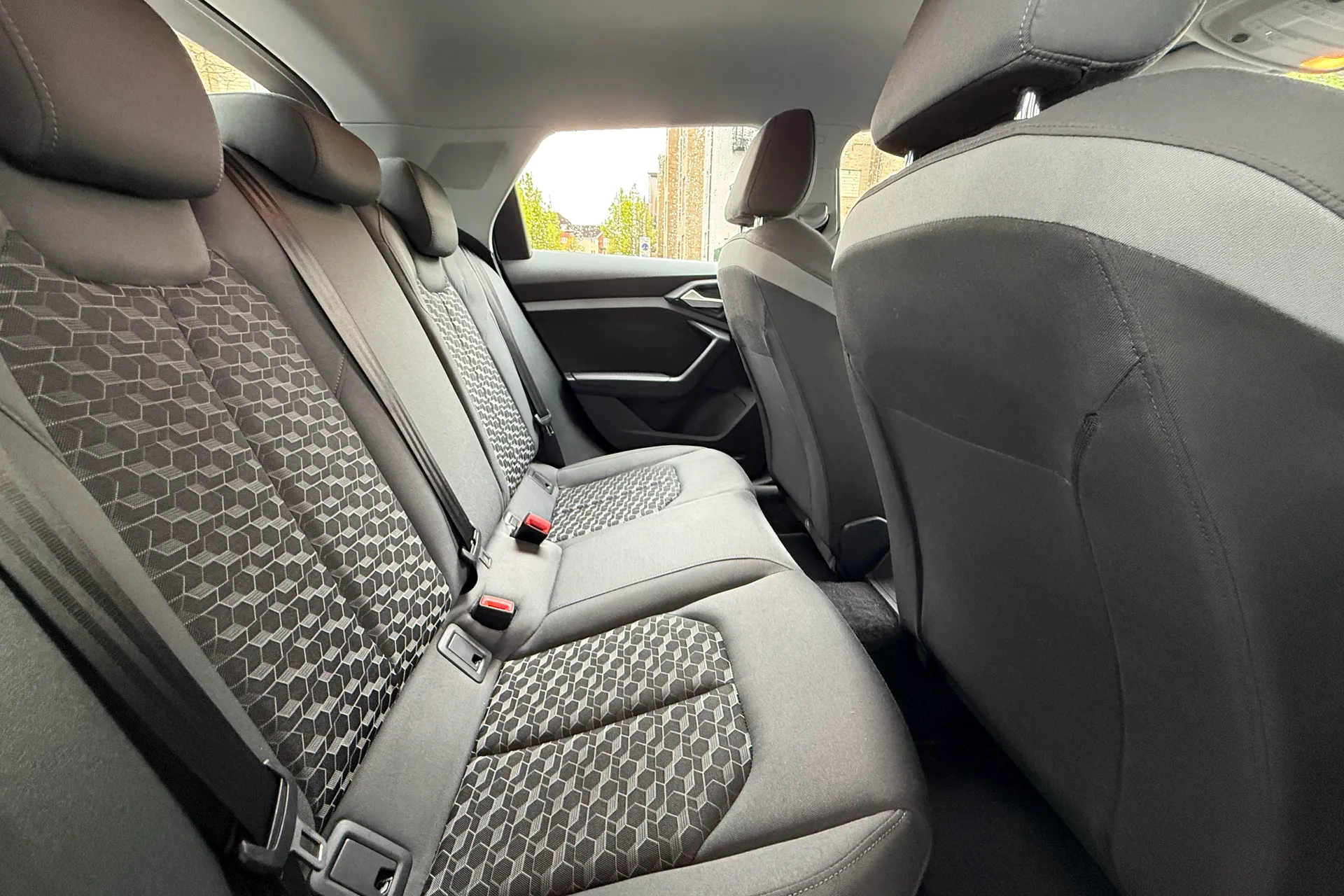 Audi A1 thumbnail image number 32