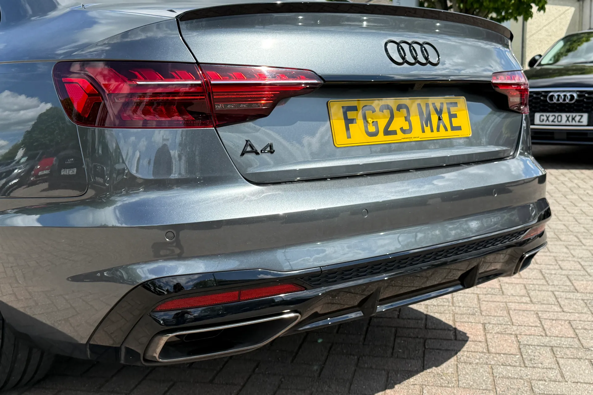 Audi A4 thumbnail image number 51