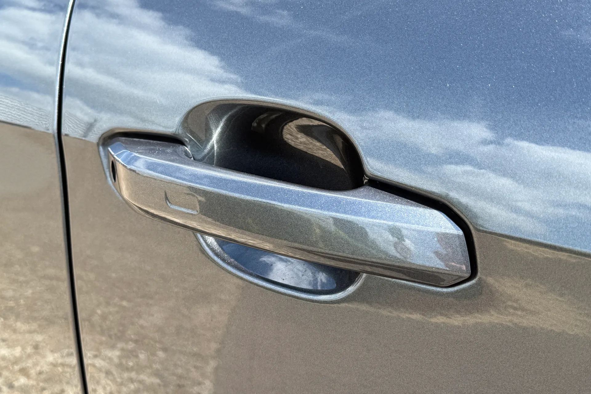 Audi A4 thumbnail image number 52