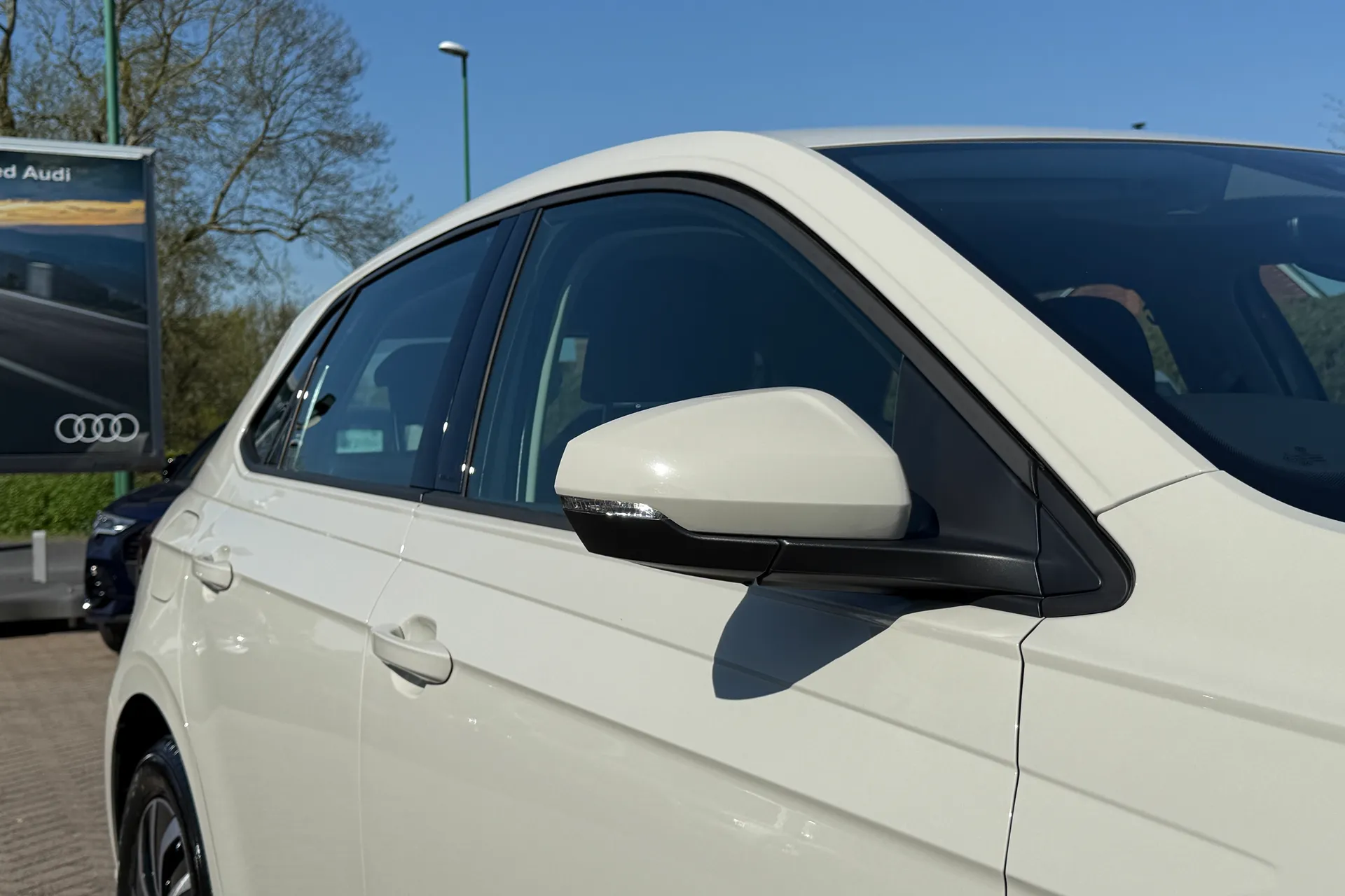 VOLKSWAGEN POLO thumbnail image number 62