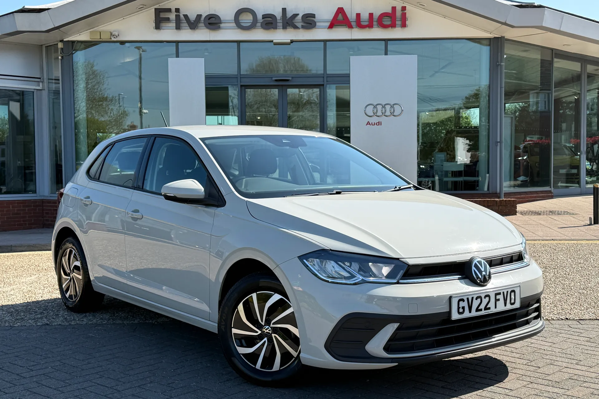 VOLKSWAGEN POLO thumbnail image number 13