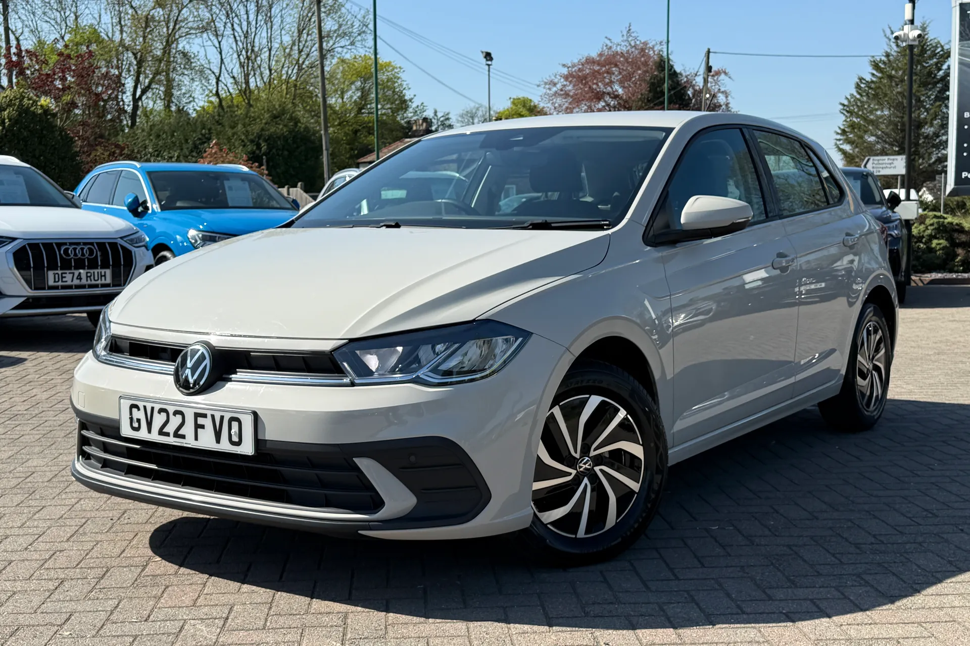 VOLKSWAGEN POLO thumbnail image number 41