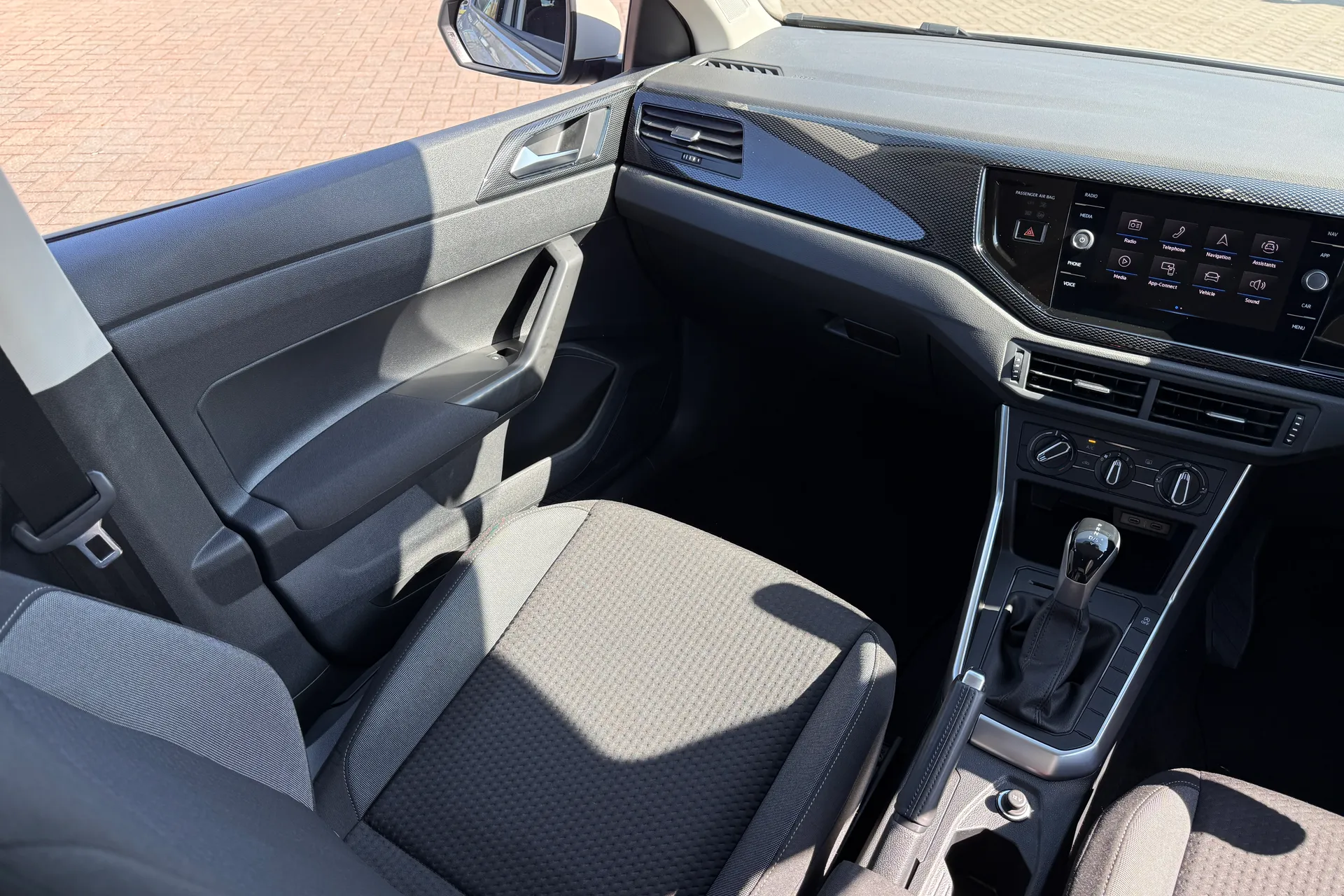 VOLKSWAGEN POLO thumbnail image number 54