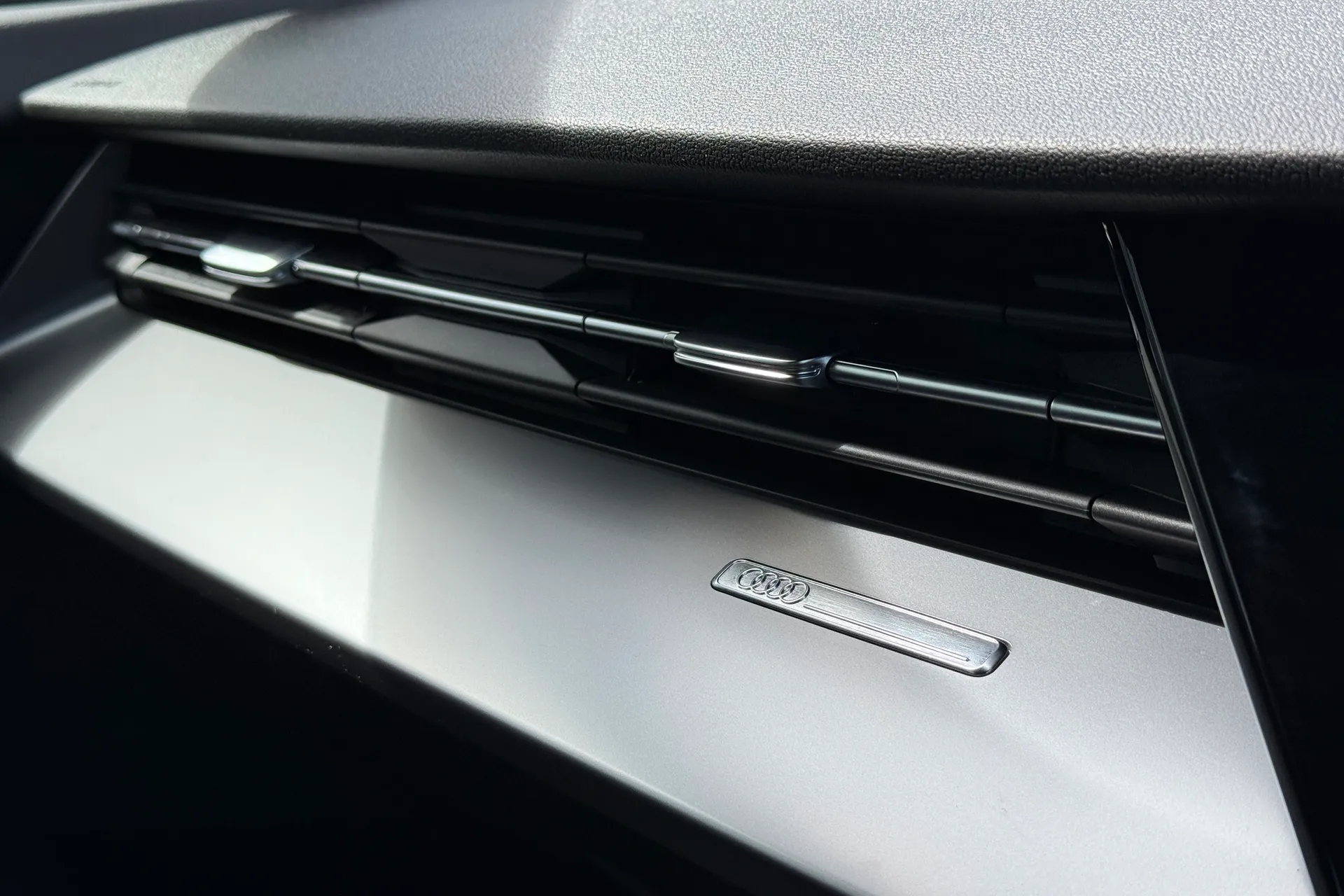 Audi A3 thumbnail image number 15