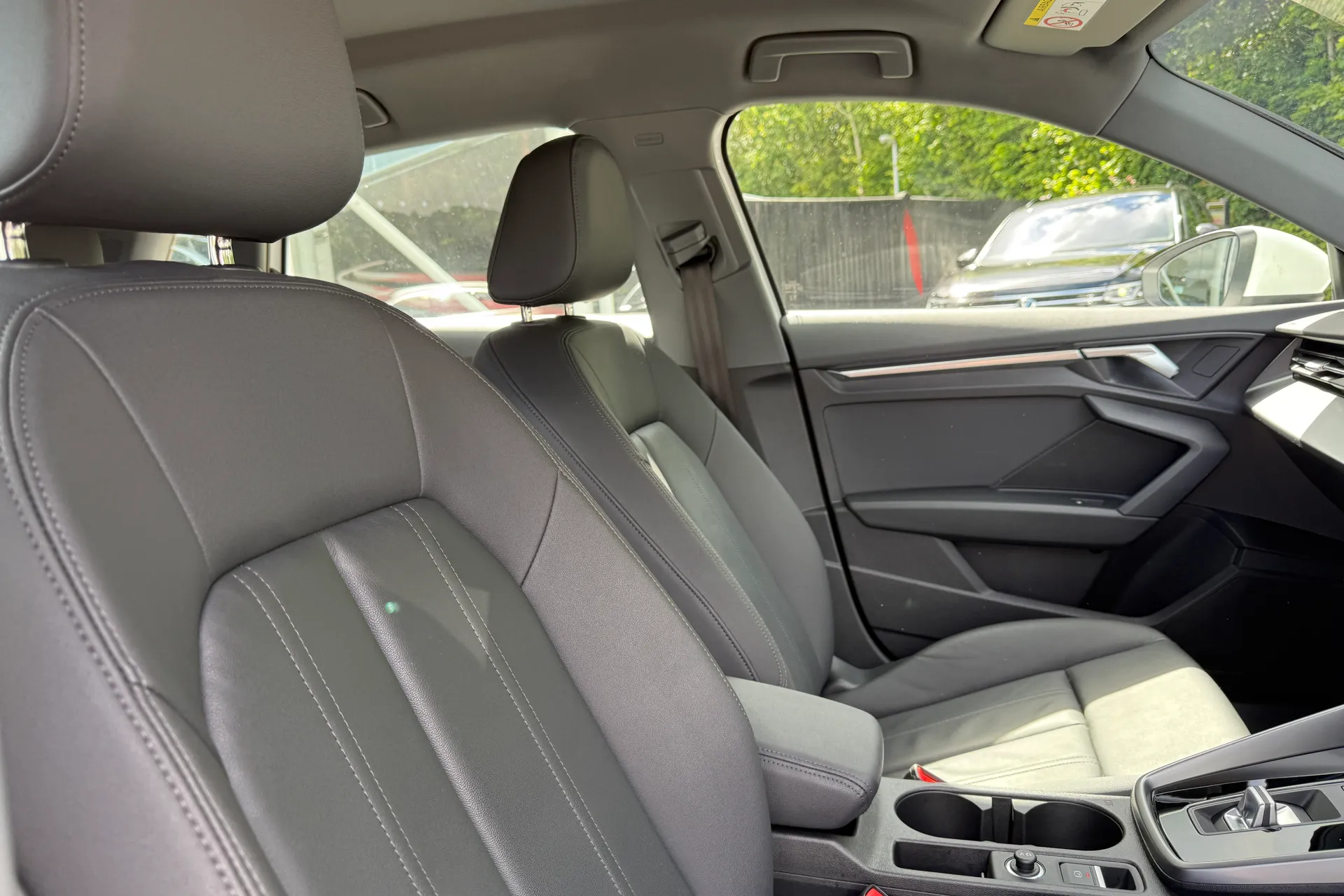 Audi A3 thumbnail image number 28