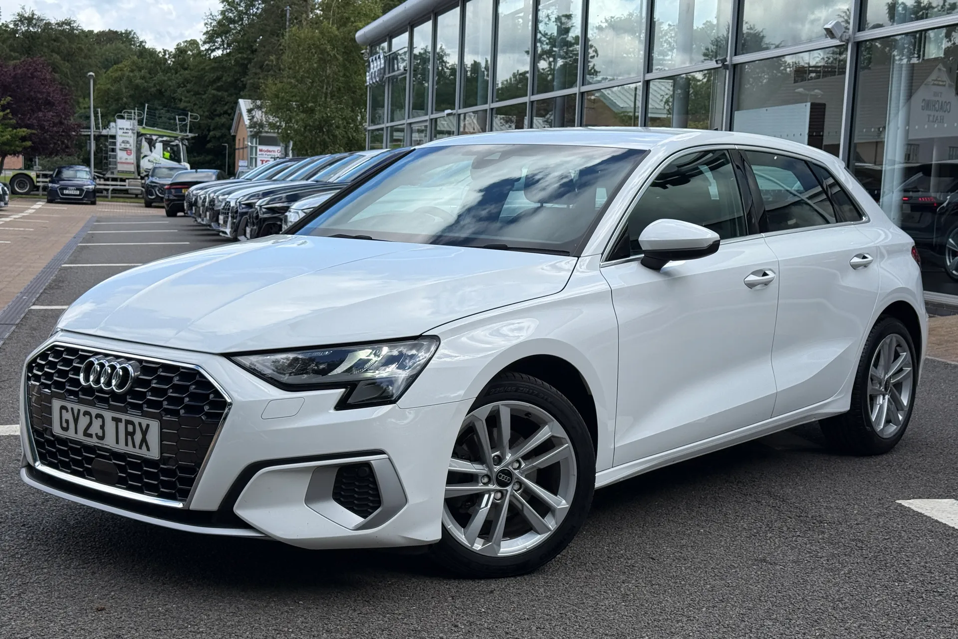 Audi A3 thumbnail image number 52