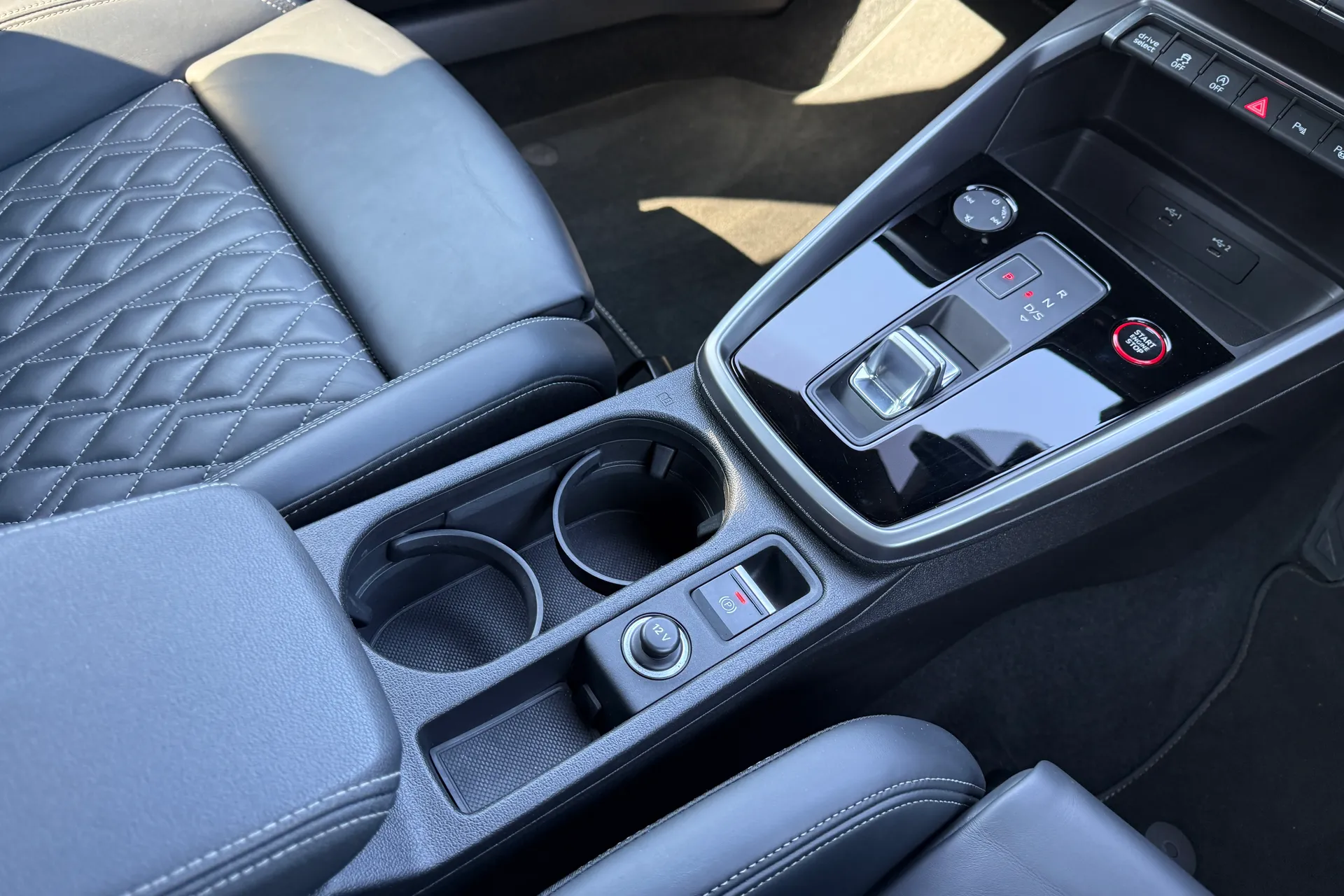 Audi A3 thumbnail image number 42