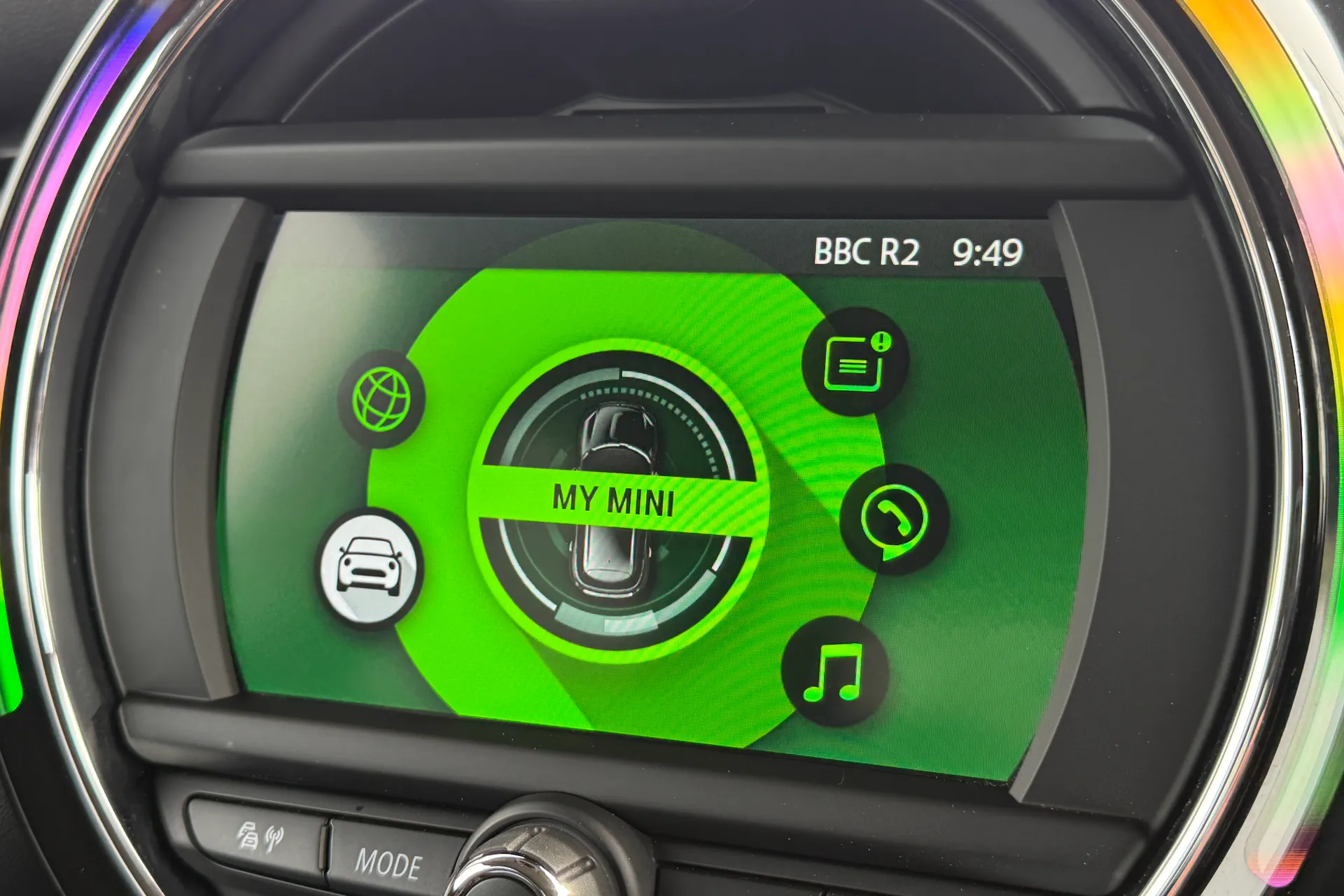 MINI HATCHBACK thumbnail image number 4