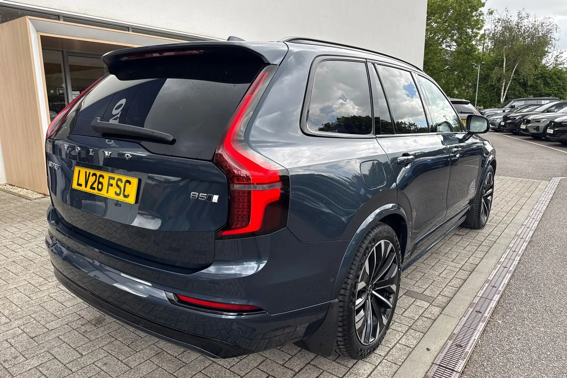 Volvo XC90 thumbnail image number 3