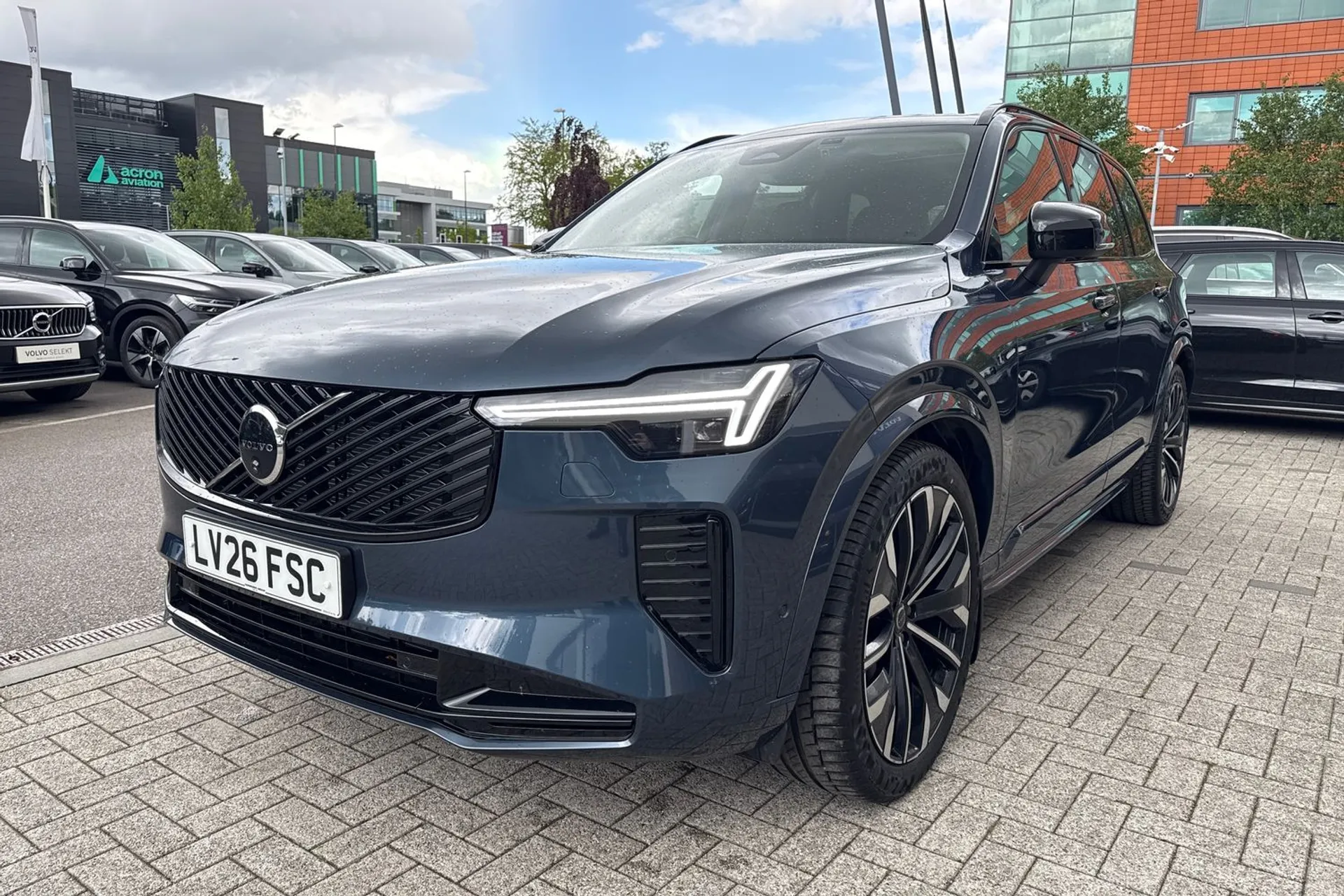 Volvo XC90 thumbnail image number 8