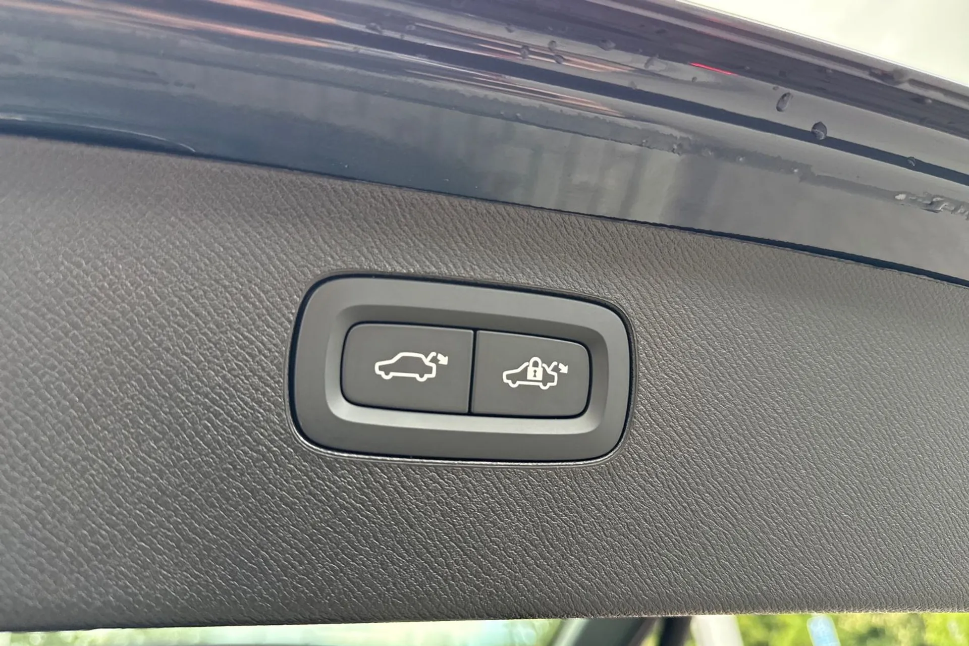 Volvo XC90 thumbnail image number 17
