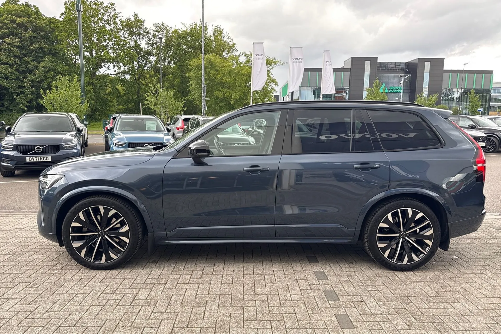 Volvo XC90 thumbnail image number 7