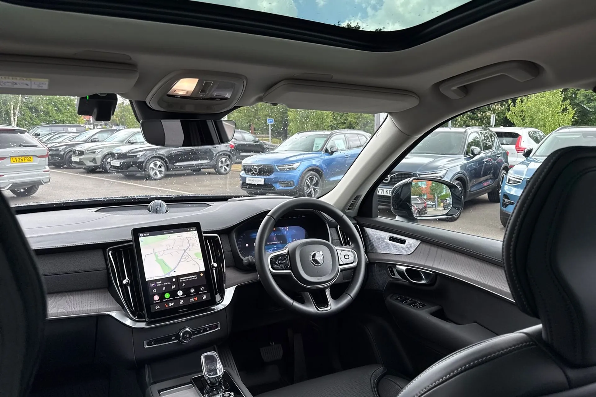 Volvo XC90 thumbnail image number 31
