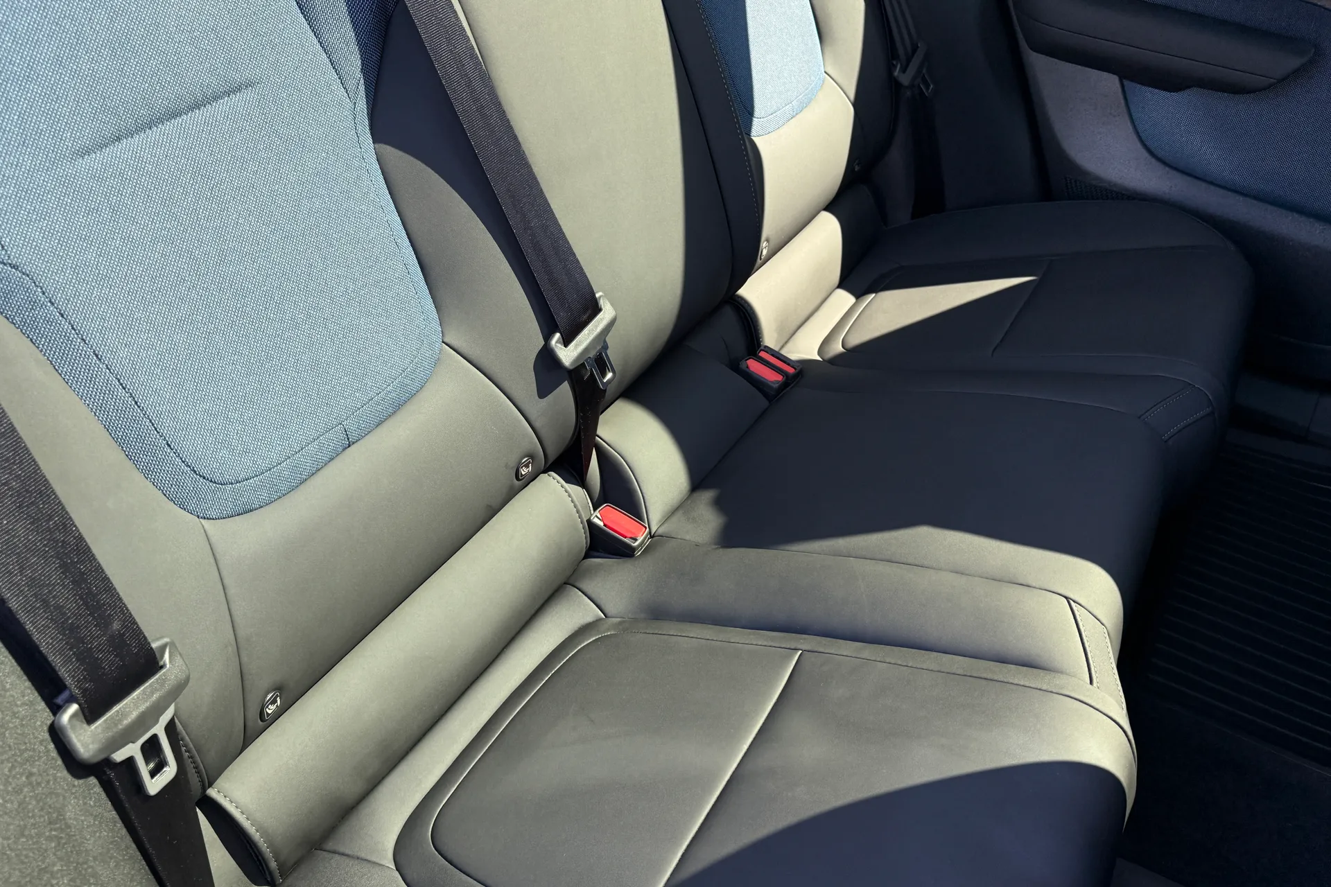 Volvo EX30 thumbnail image number 25